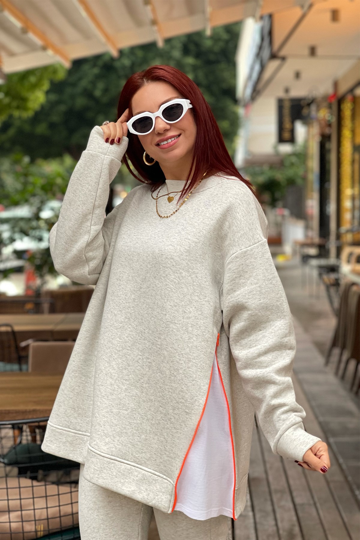 Gri Yan Fermuar Detaylı Sweatshirt