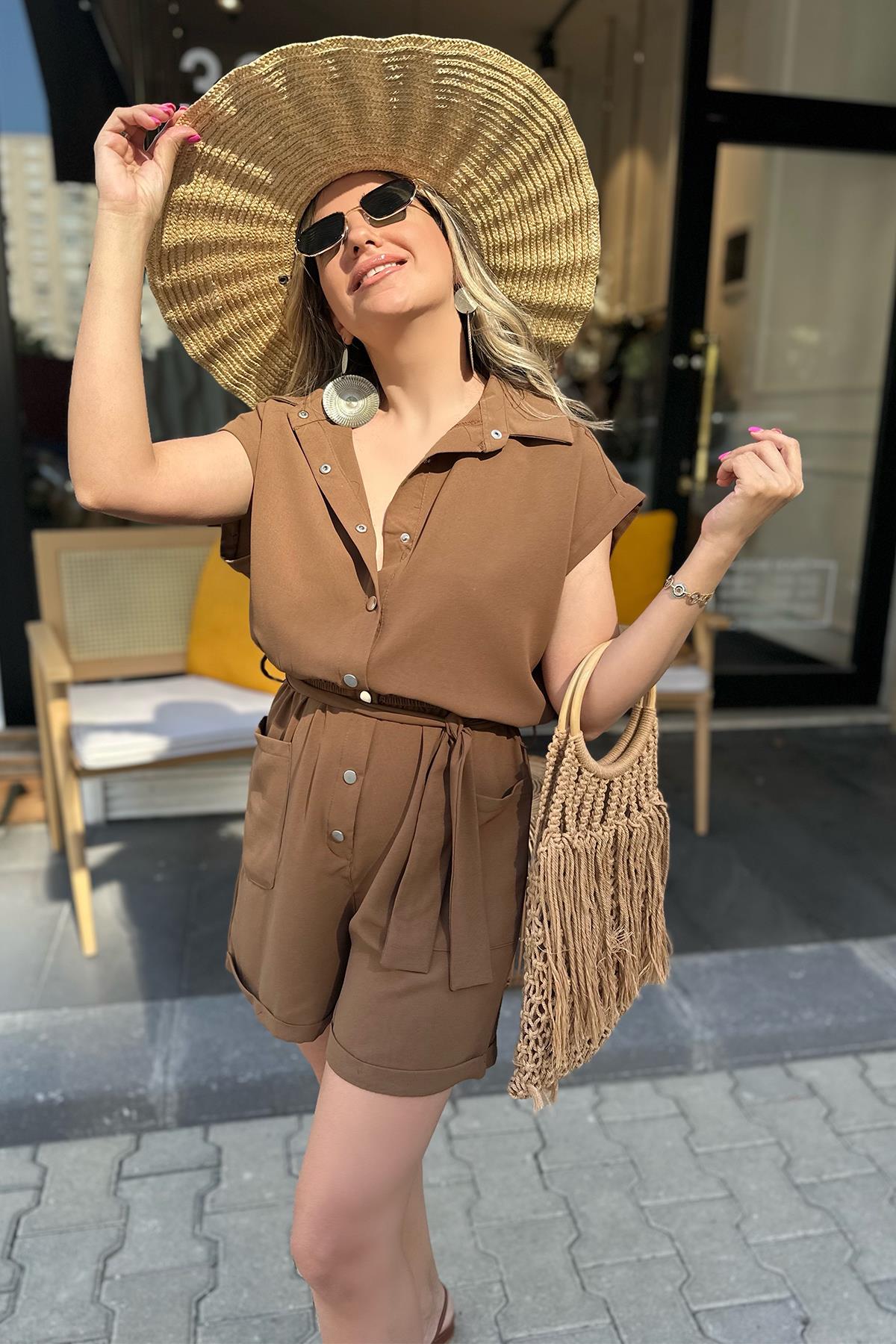 Kahve Çıtçıtlı Şort Tulum