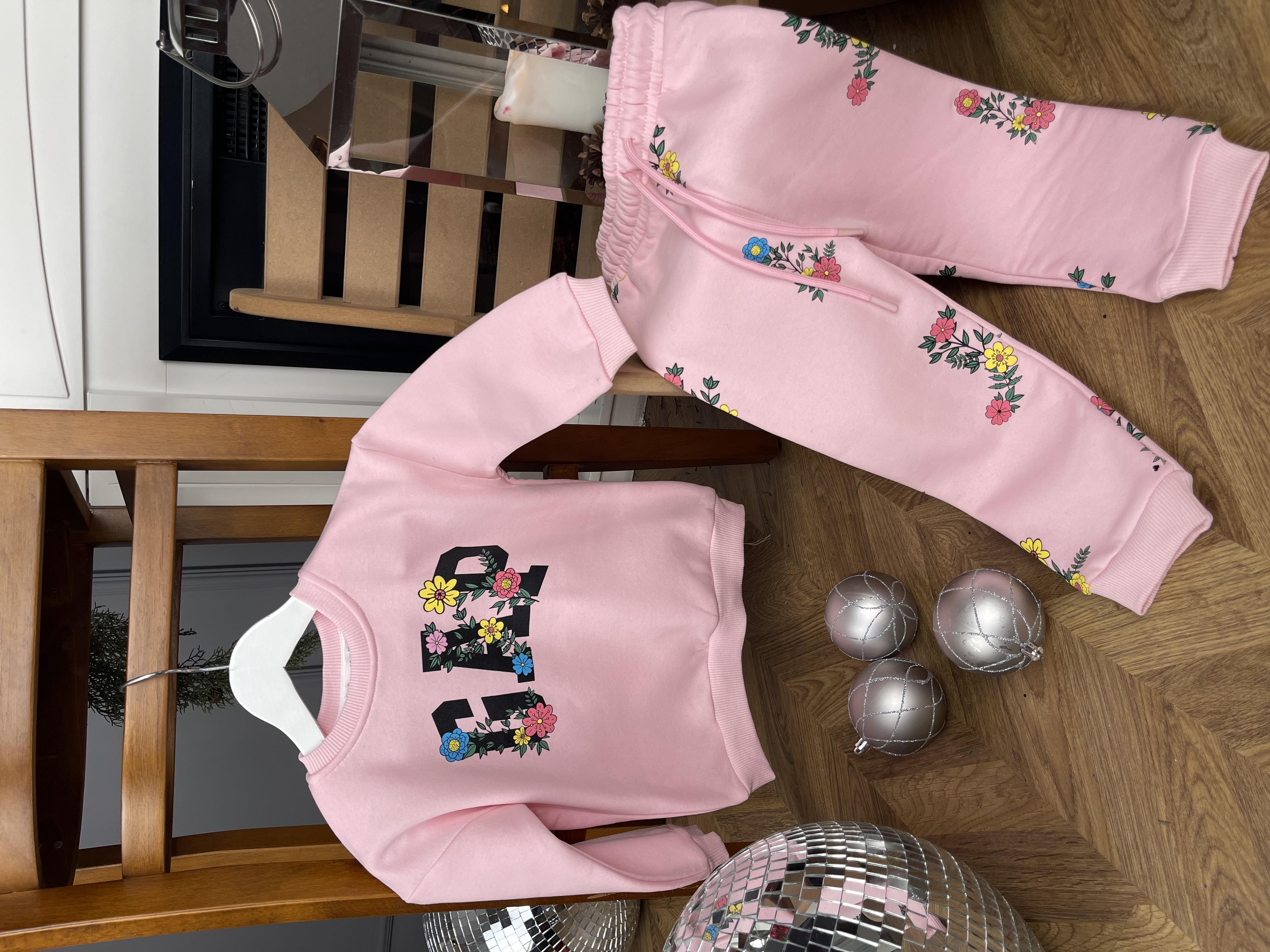 Kids Pembe Çiçekli Marka Takım