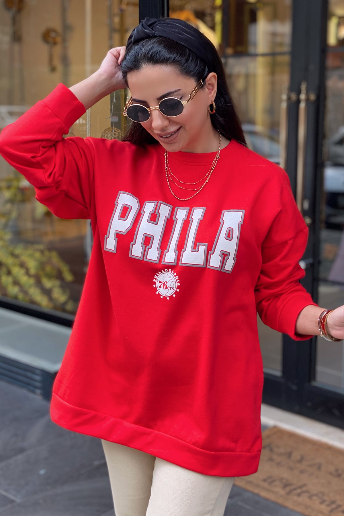 Kırmızı Baskılı Sweatshirt