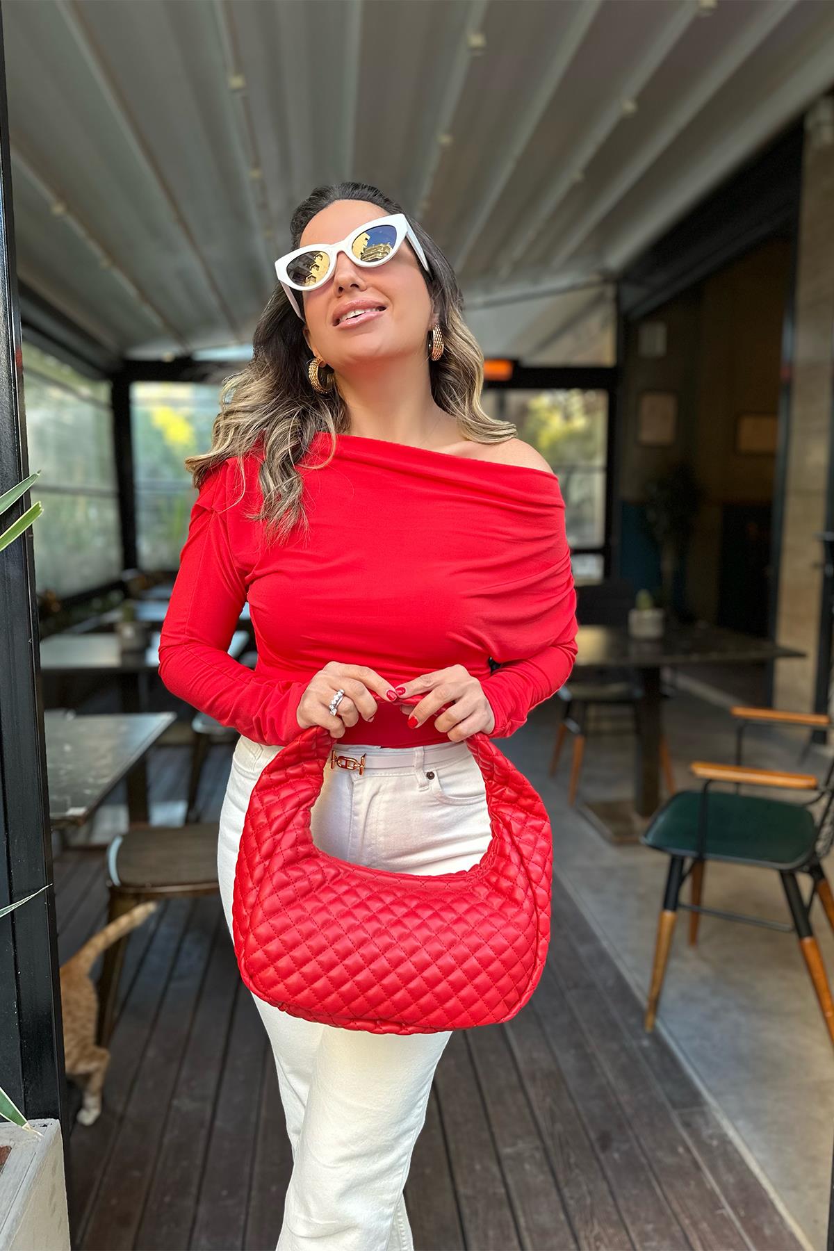 Kırmızı Kayık Yaka Bluz