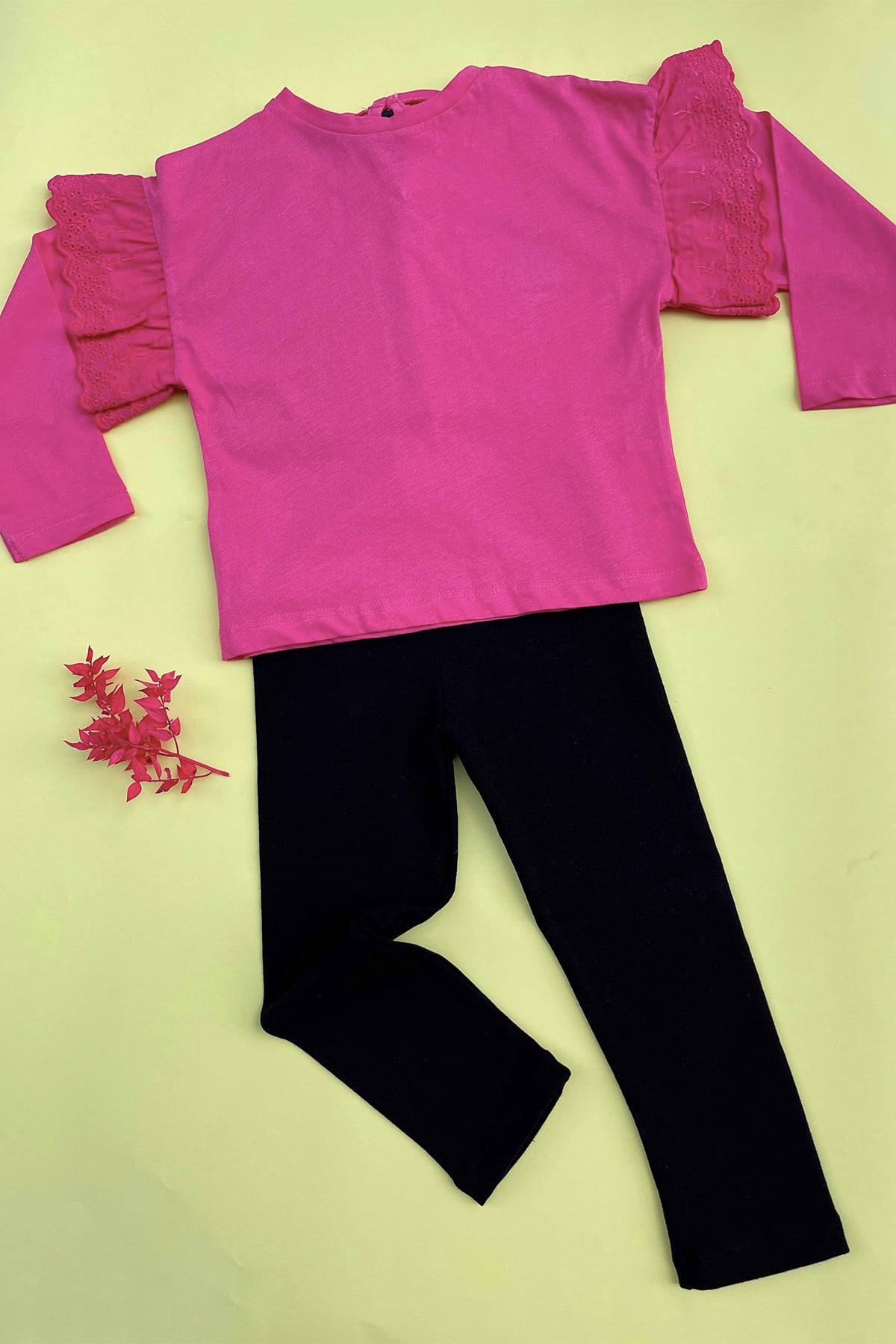 Kolları Fırfır Detaylı Pembe Sweatshirt