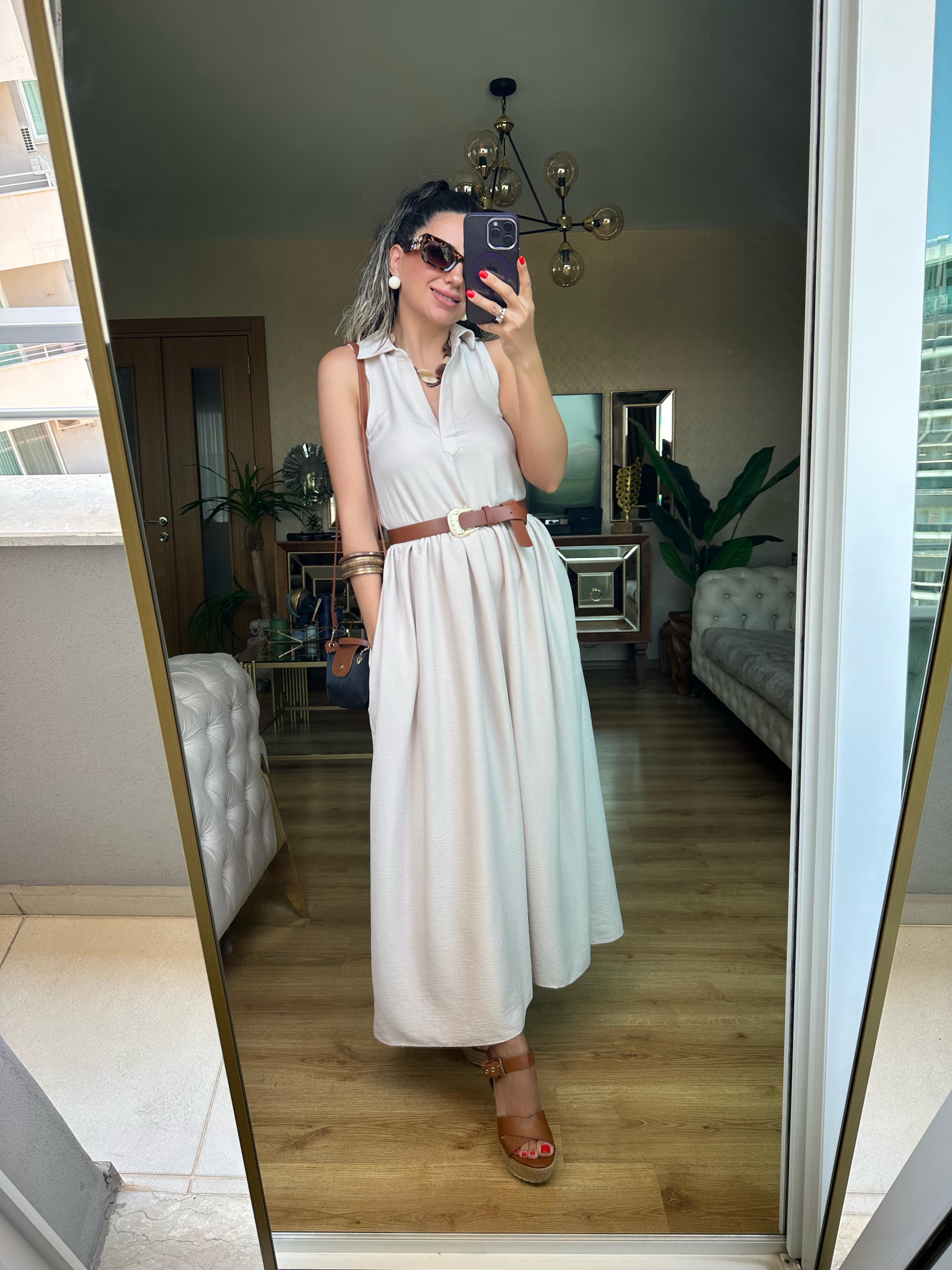 Krem Kemerli V Yaka Elbise