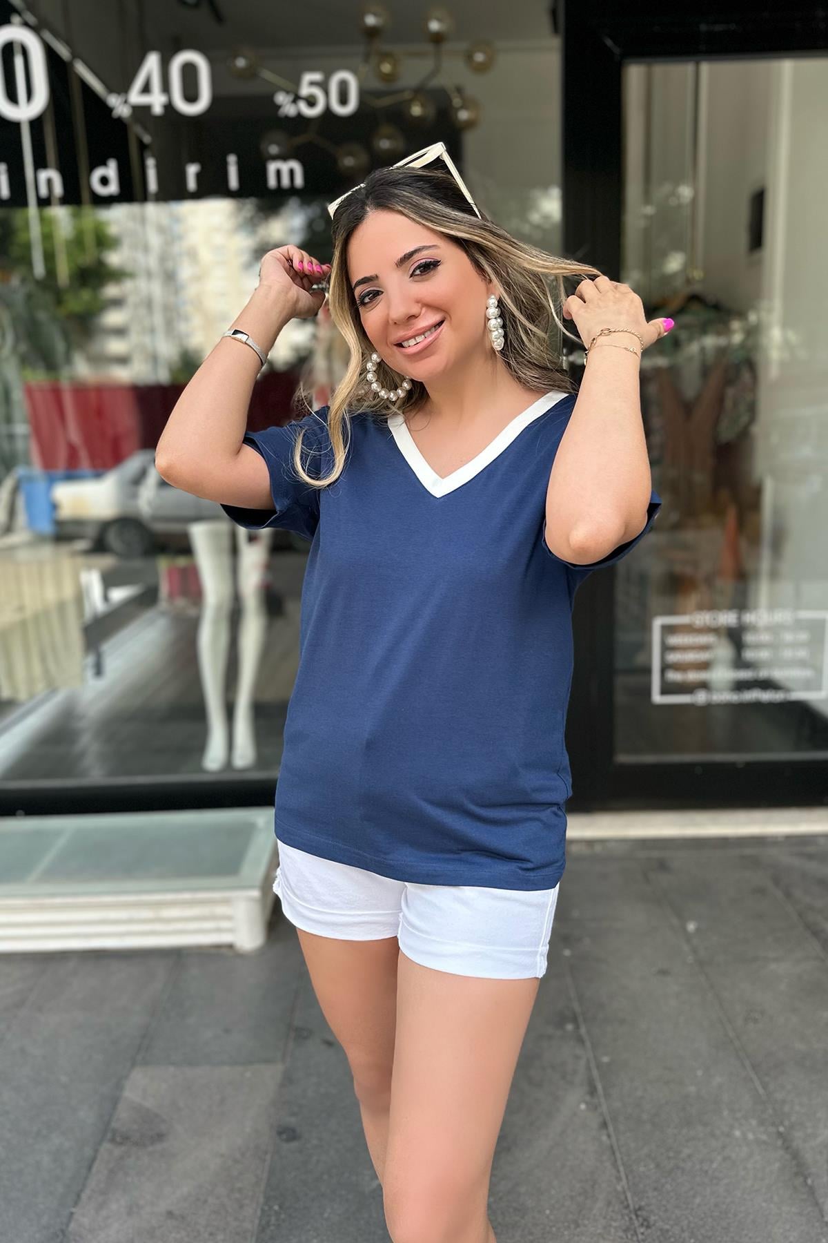 Lacivert V Yaka Yarım Kol Kontrast Tshirt