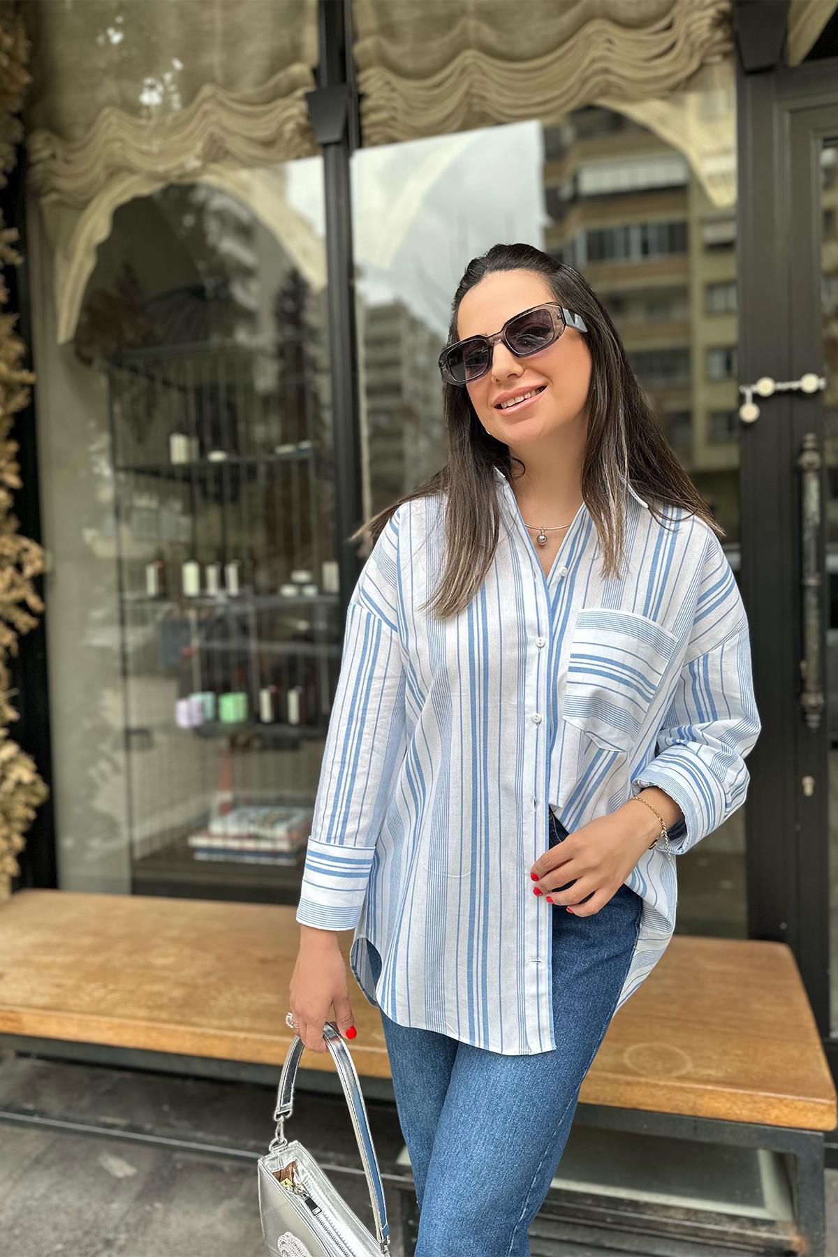 Mavi Çizgili Gömlek