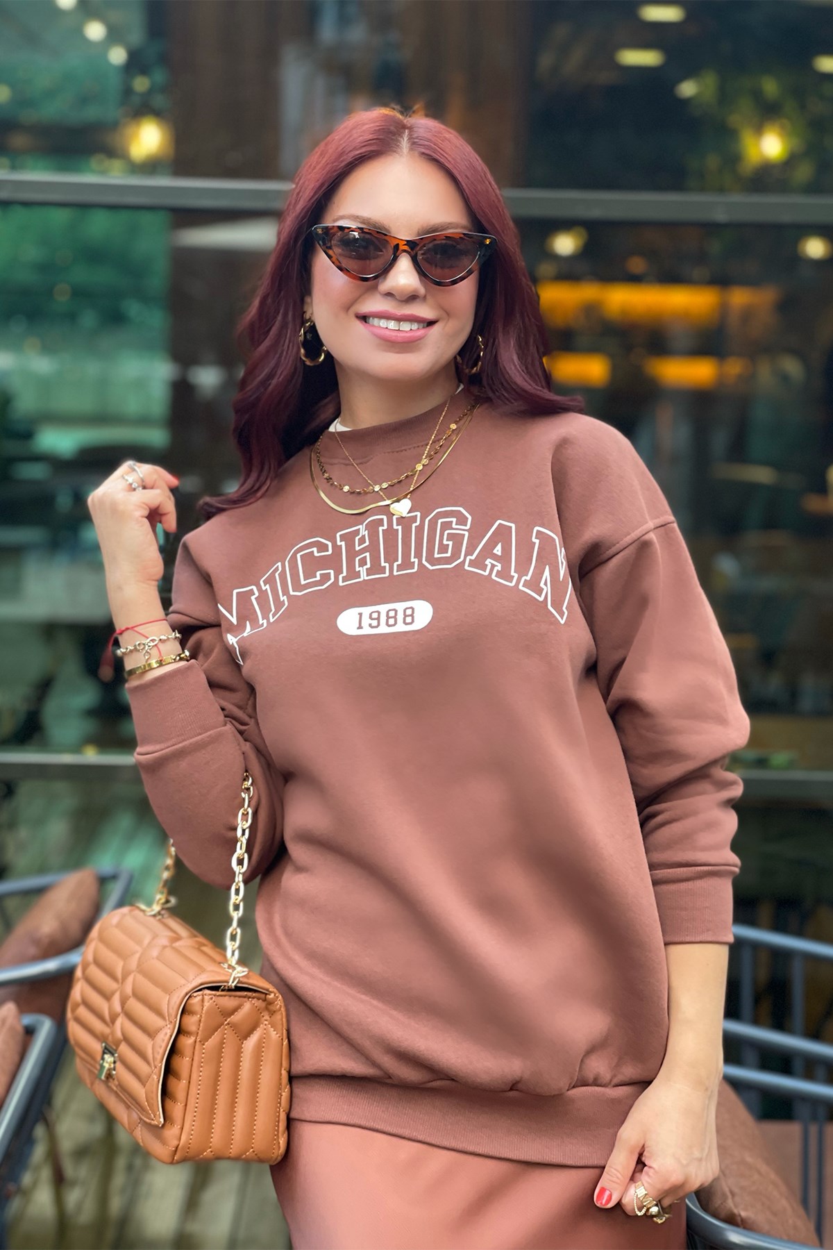 Michgan Baskılı Taba Sweatshirt