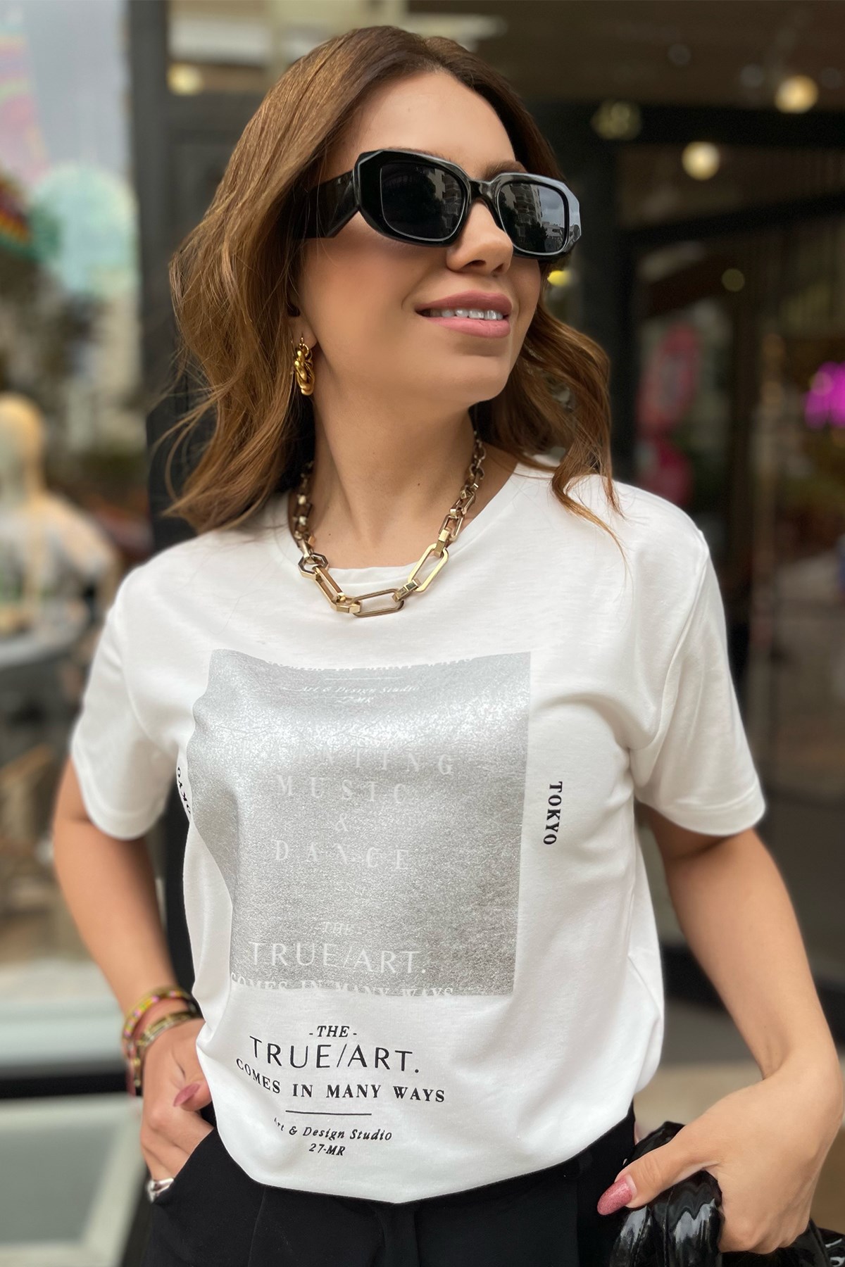 Önü Varak Detaylı Gümüş Tshirt