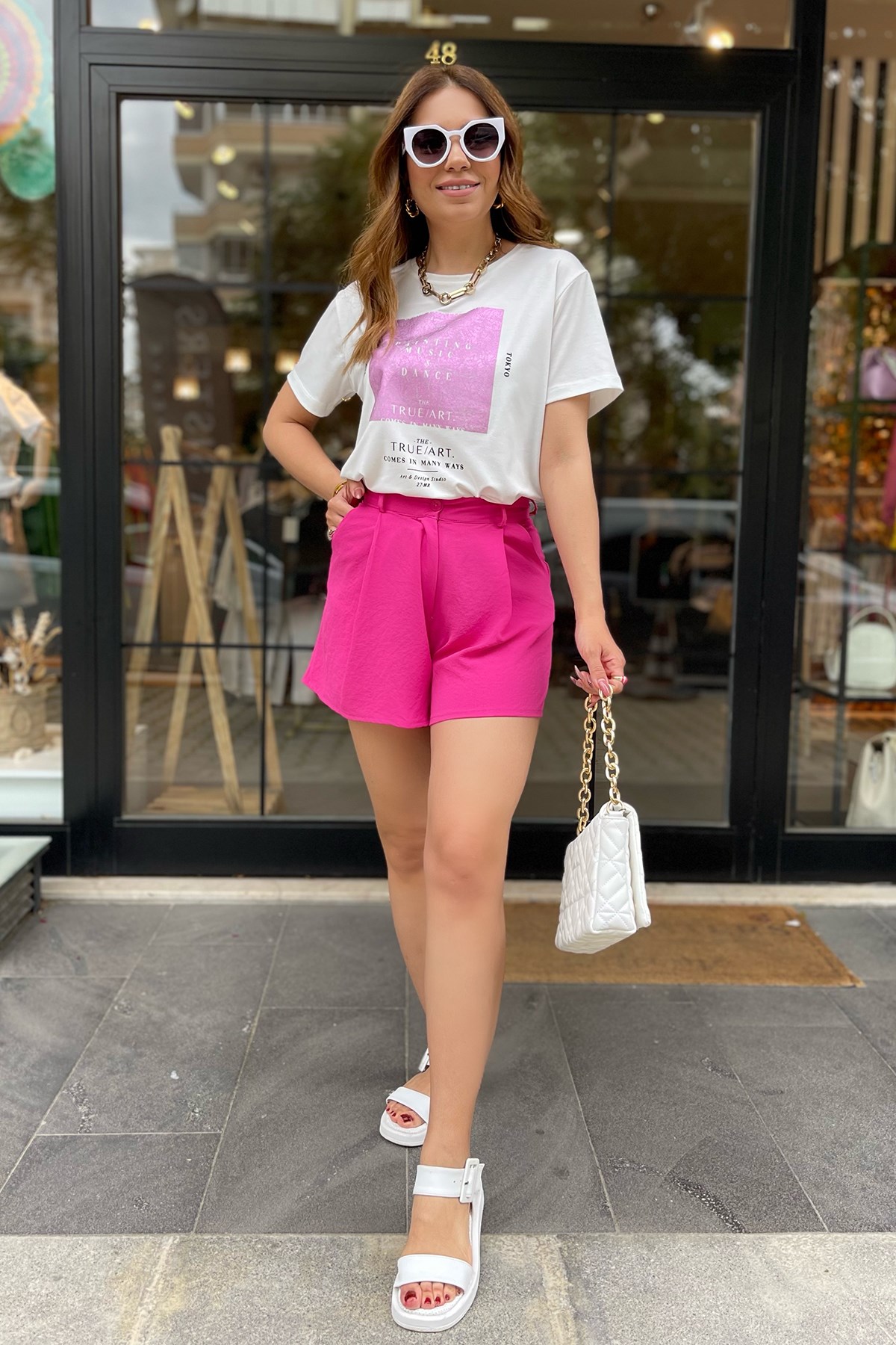 Önü Varak Detaylı Pembe Tshirt