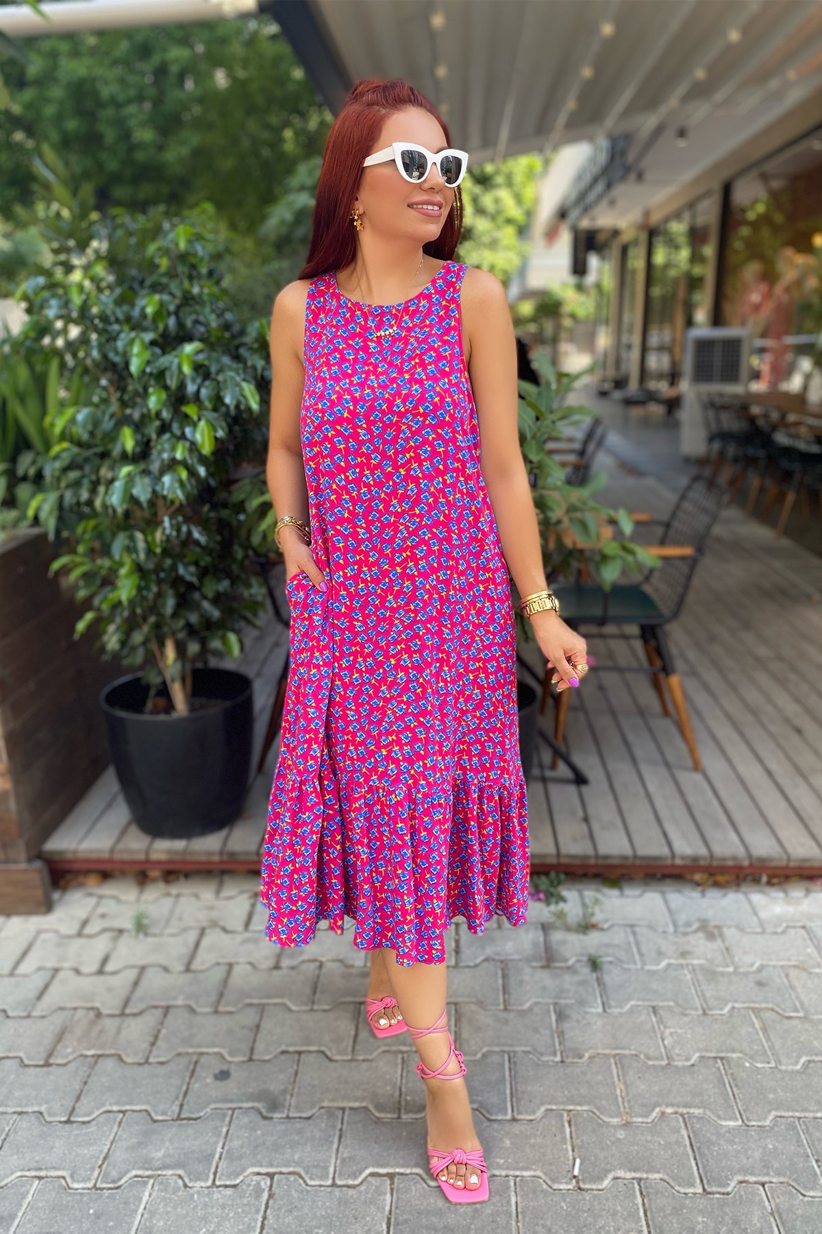 Pembe Kolsuz Uzun Desenli Elbise