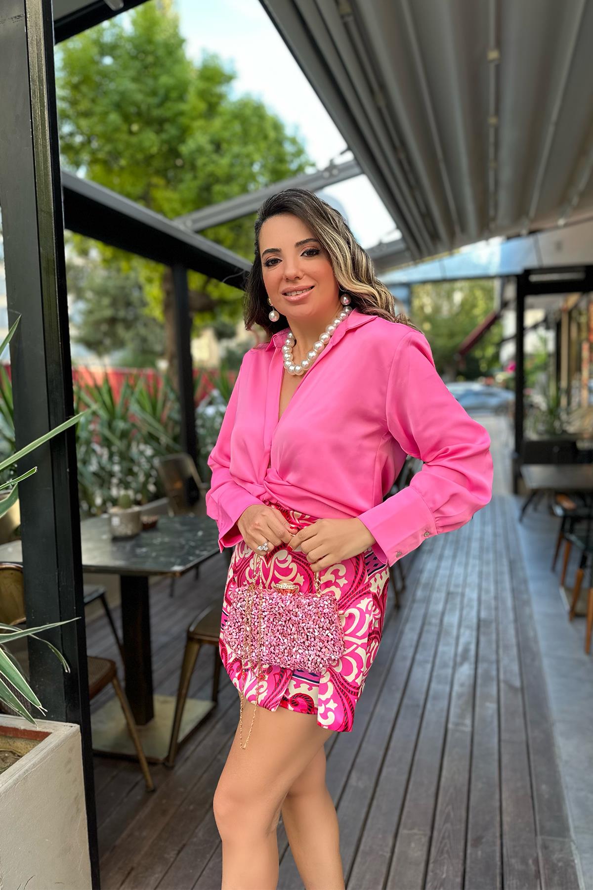 Pembe Renk Saten Gömlek