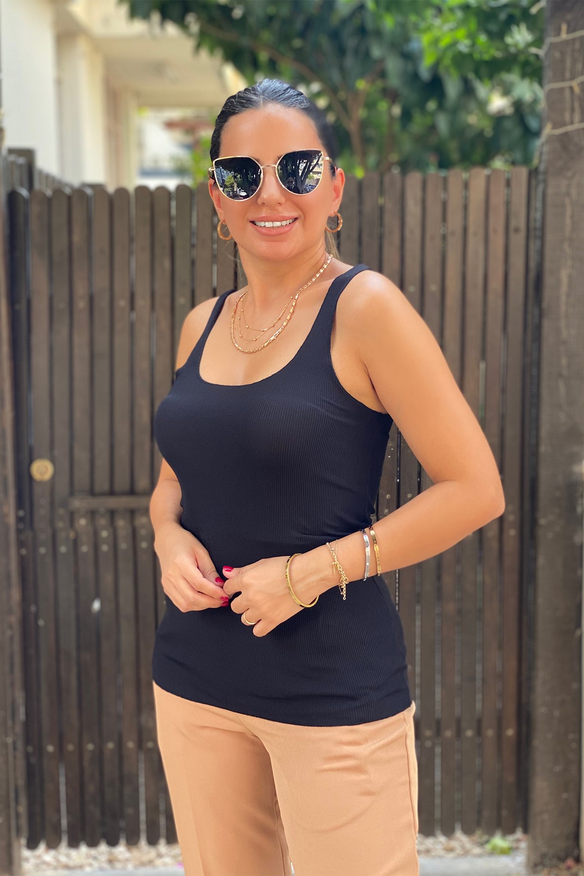 Siyah Askılı Atlet