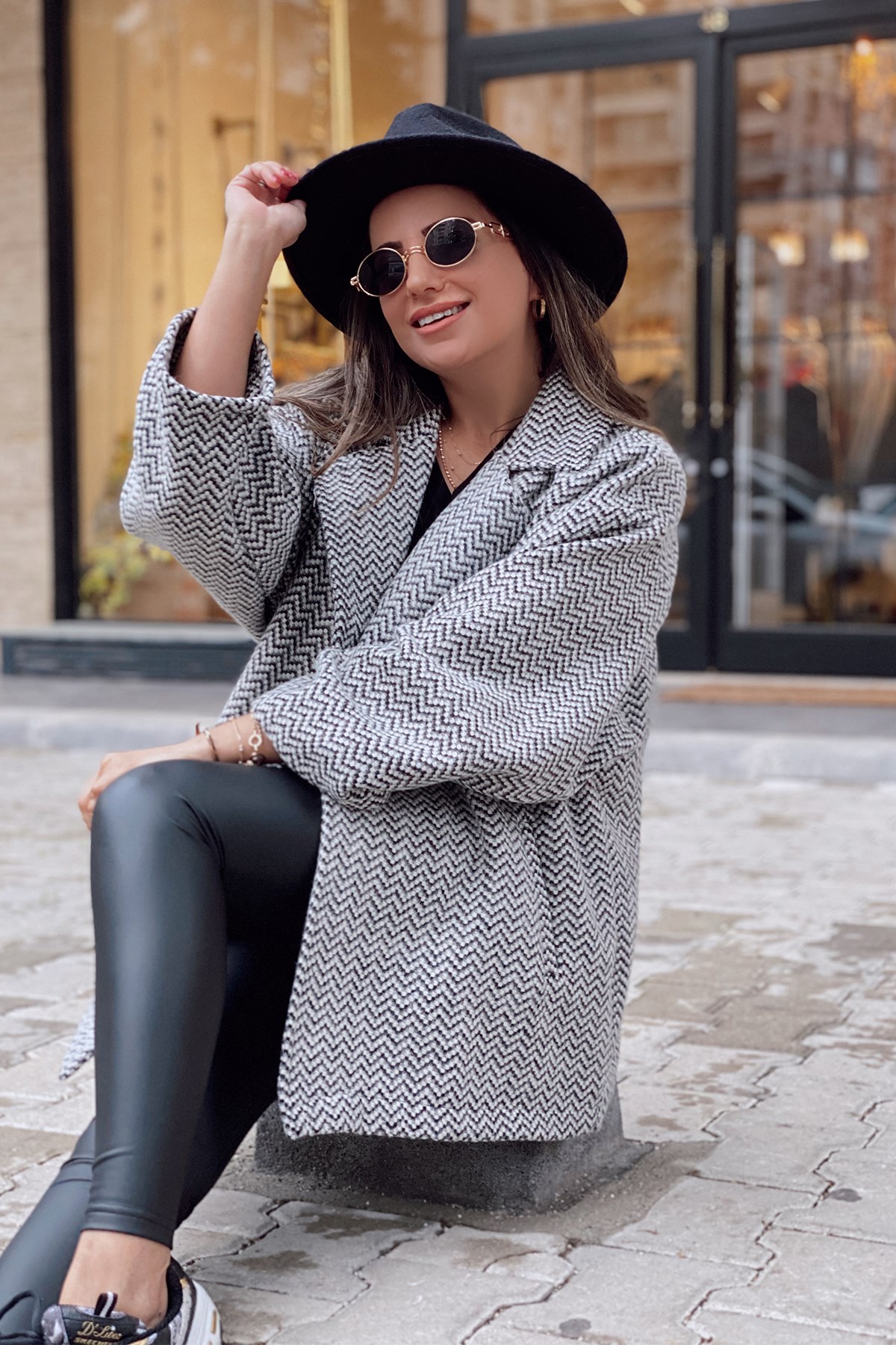 Siyah Beyaz Desenli Oversize Ceket