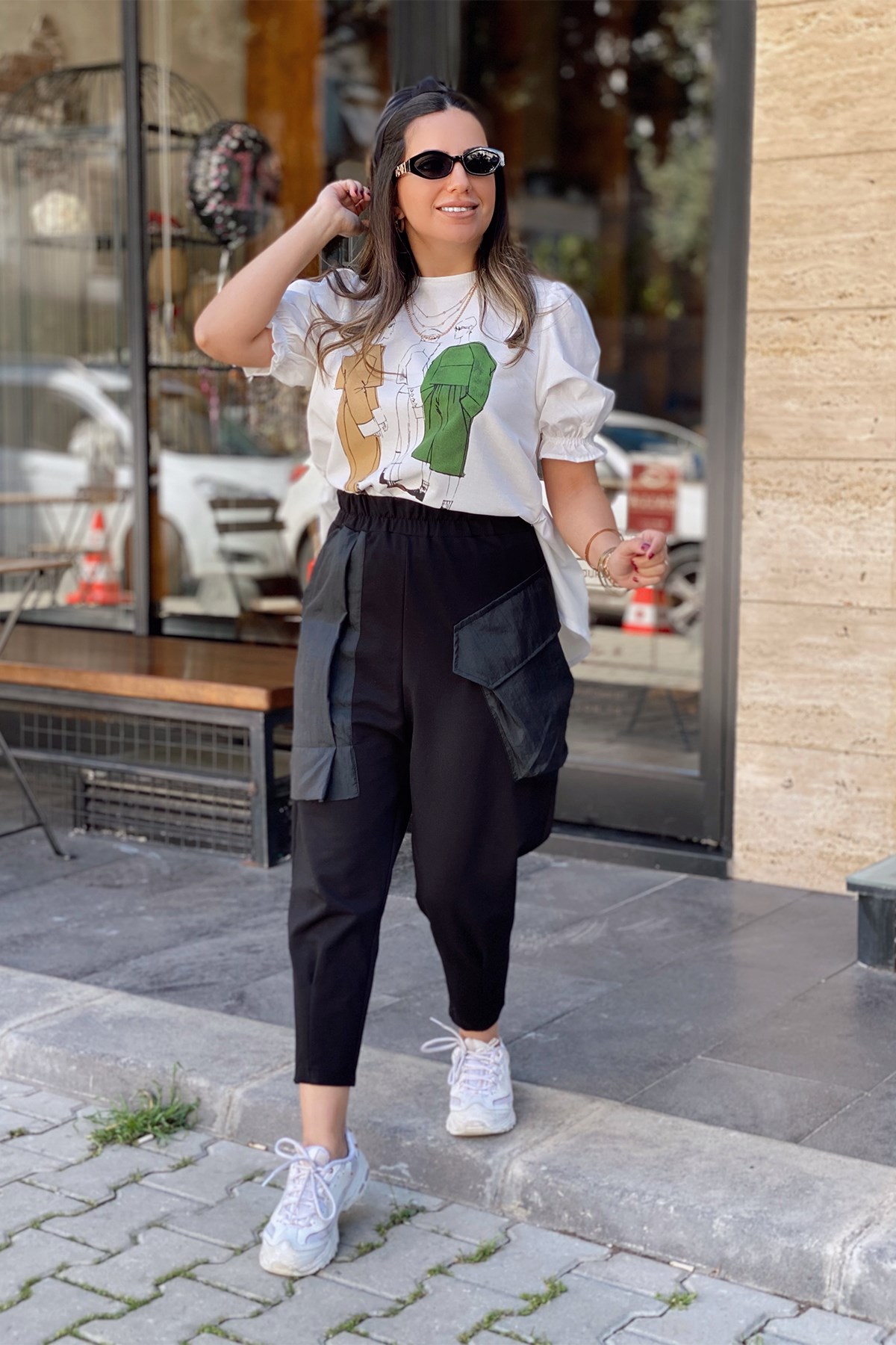 Siyah Cep Detaylı Pantolon