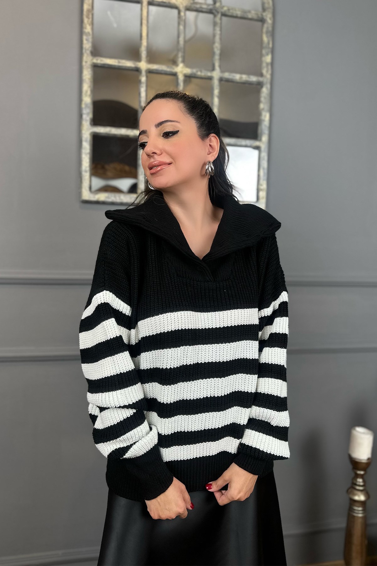 Siyah Çizgili Kazak