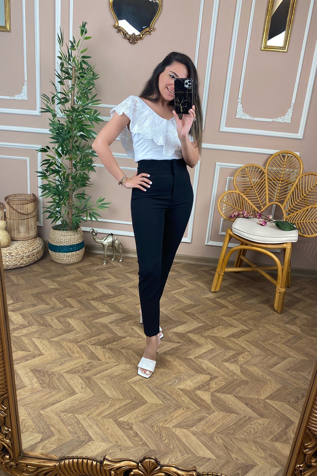 Siyah Dar Paça Yüksek Bel Kumaş Pantolon