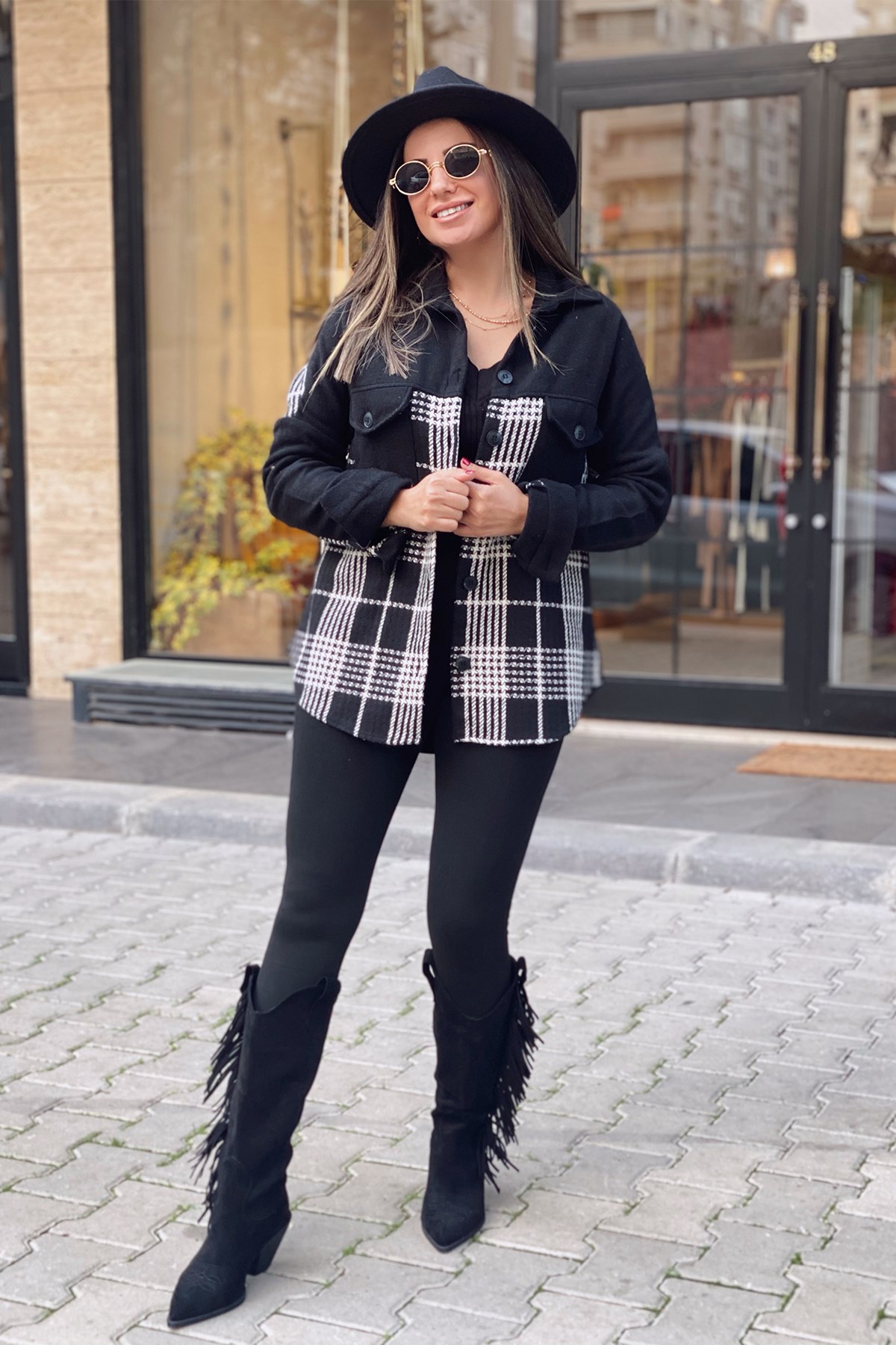 Siyah Ekose Detaylı Oduncu Gömlek