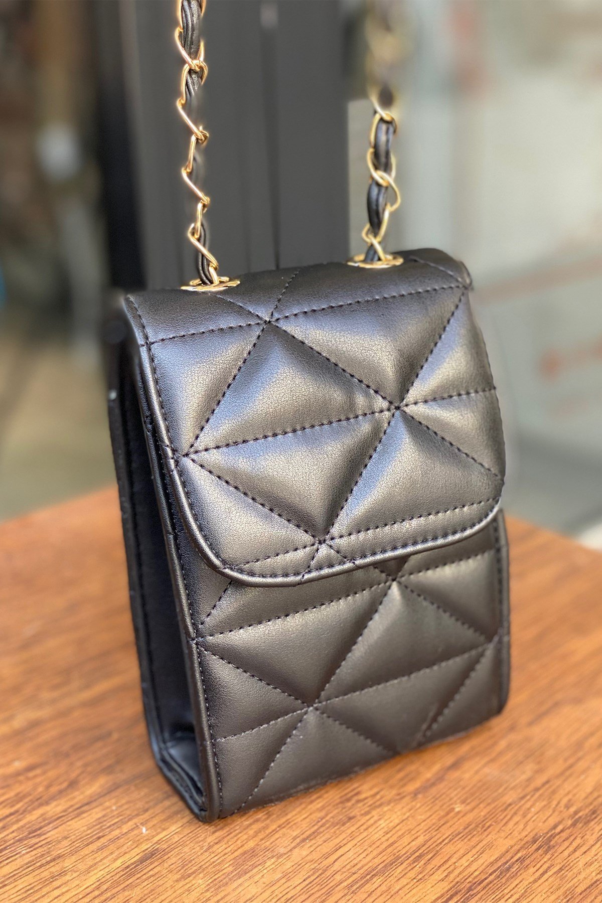 Siyah Renk Uzun  Zincirli Çanta