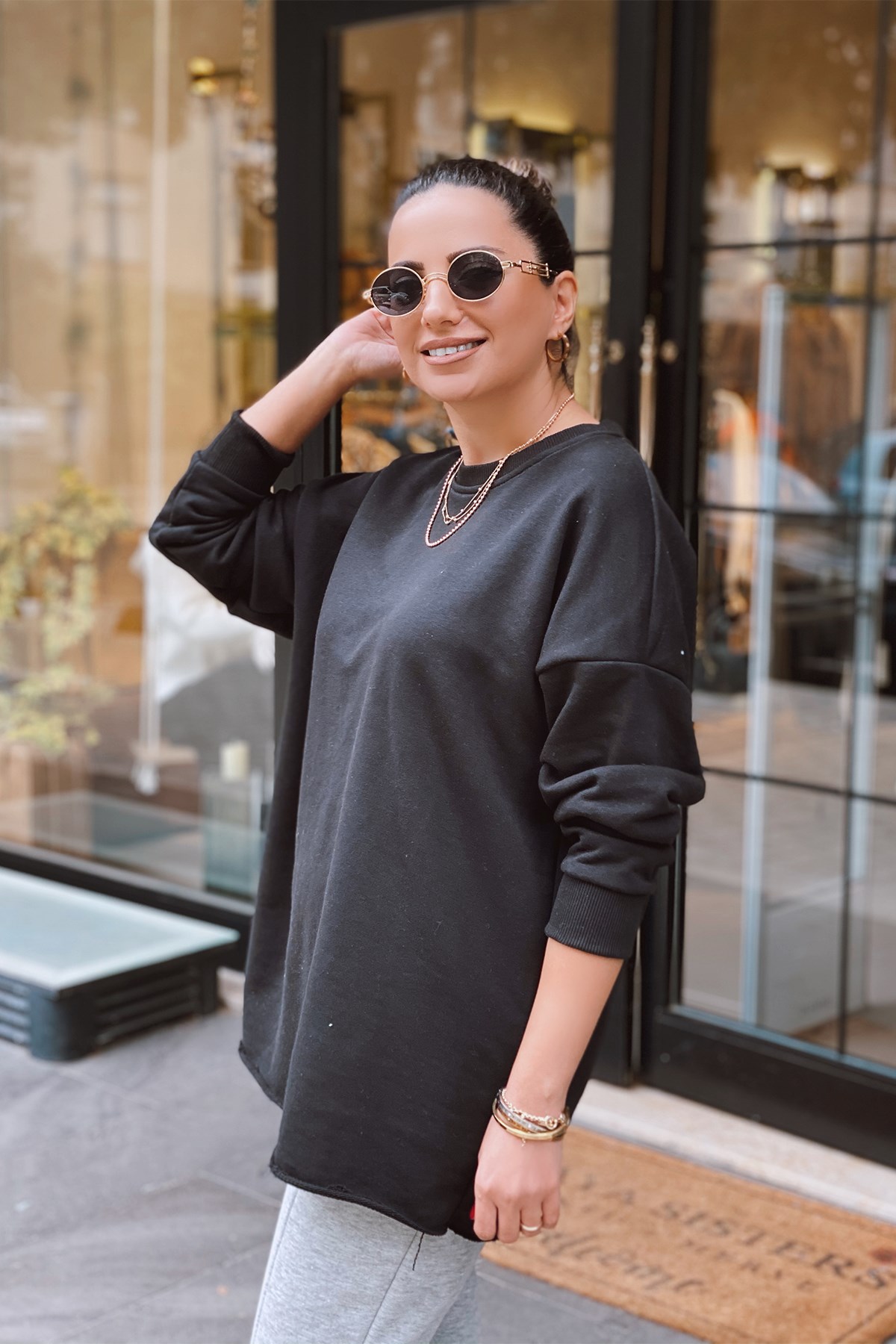 Siyah Salaş Oversize Sweatshirt