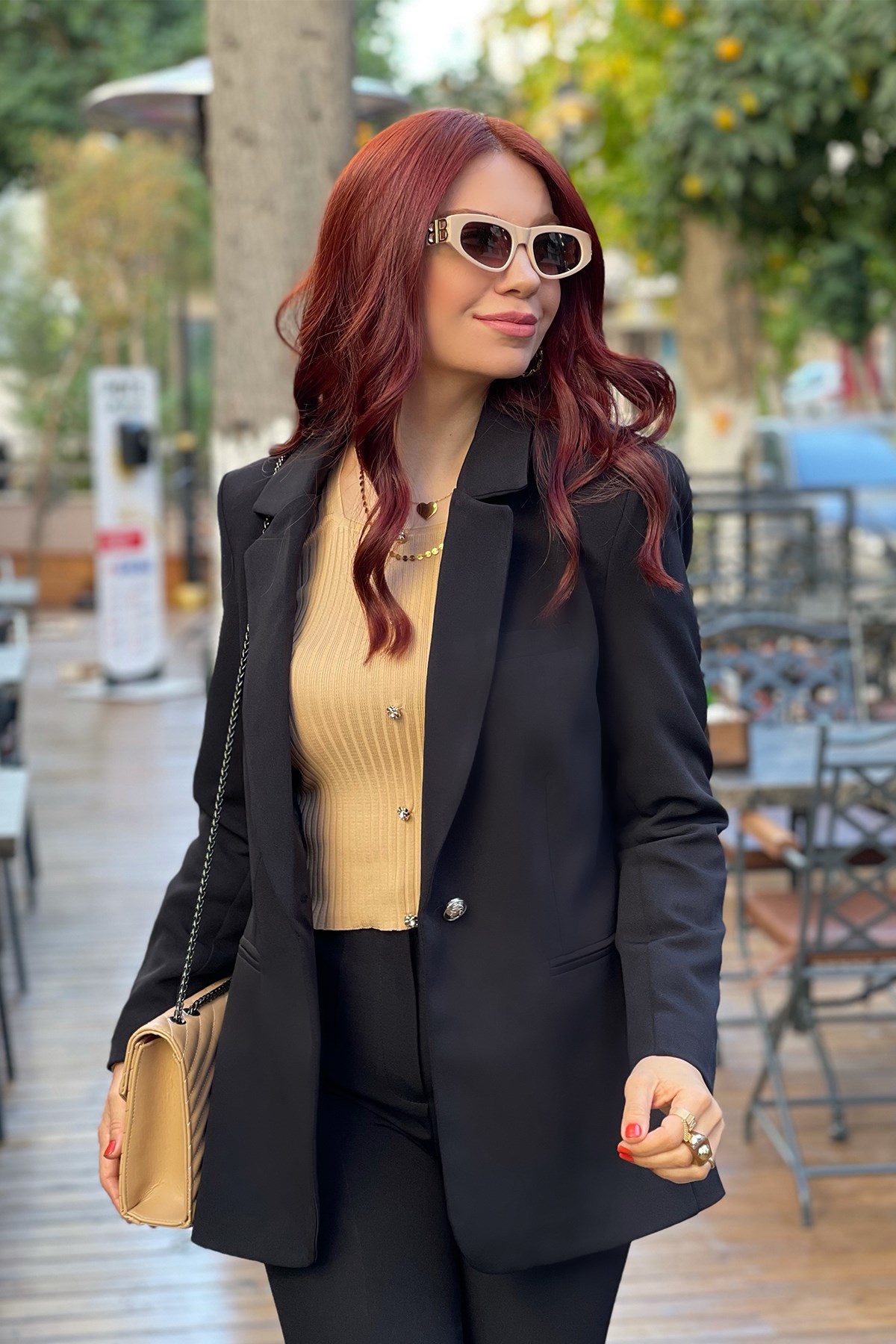 Siyah Tek Gold Düğme Detaylı Blazer Ceket