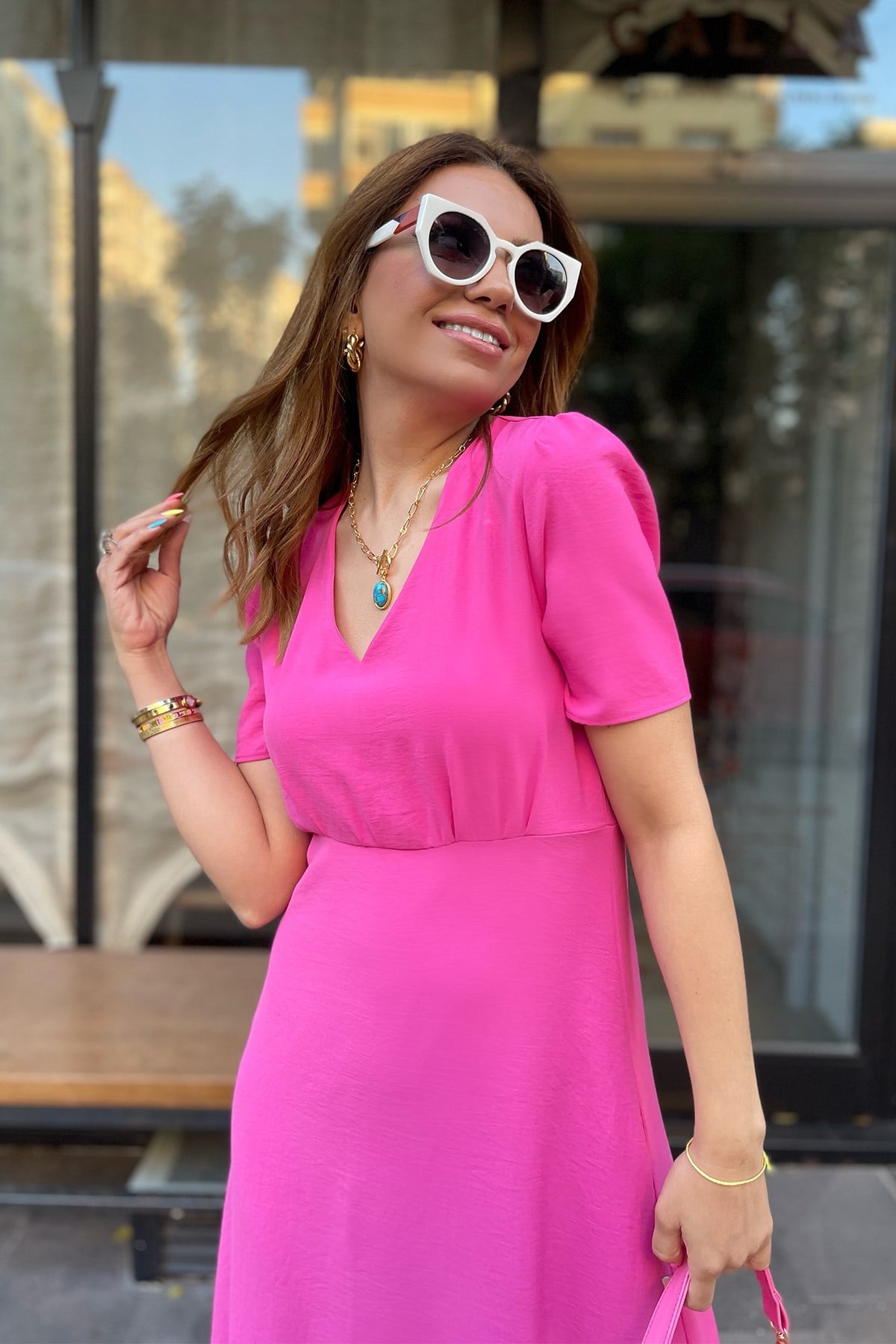 V Yaka Crep Kumaş Bel Büzgülü Pembe Elbise