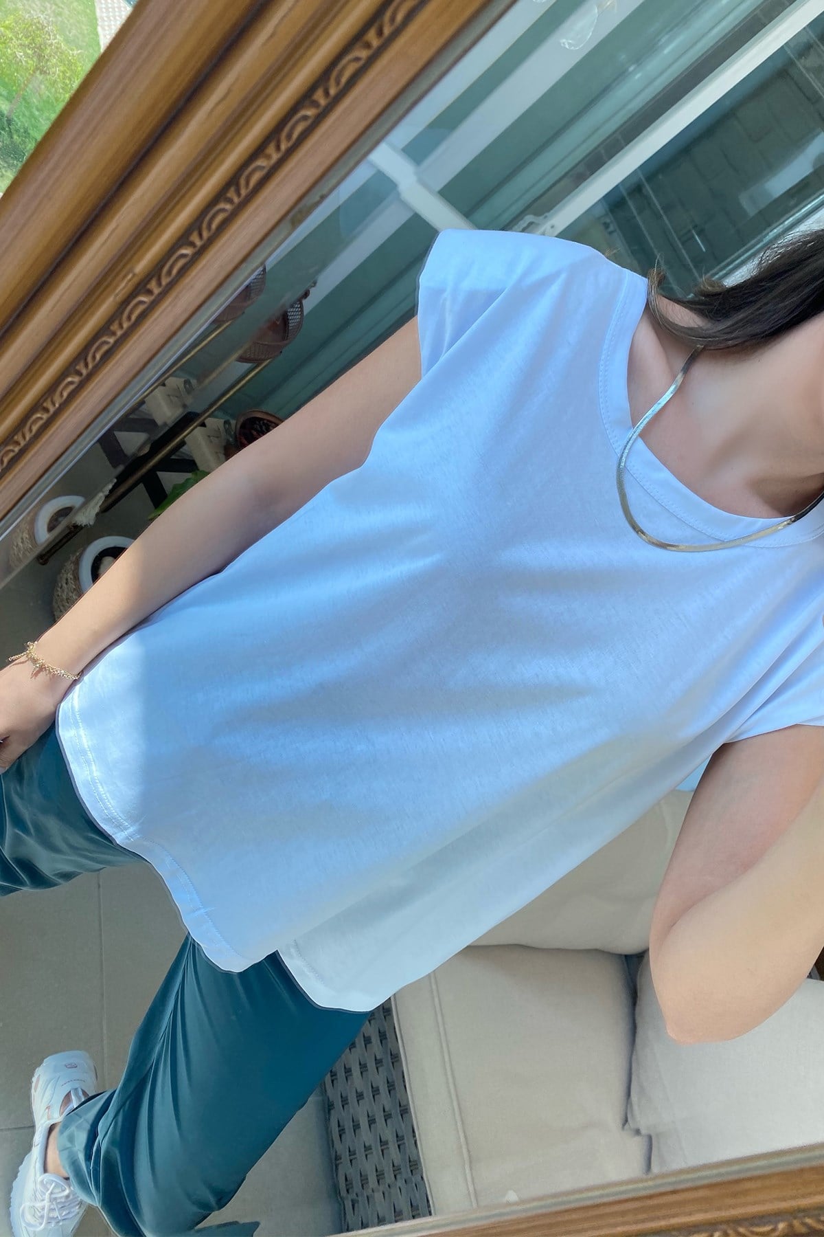 Vatkalı Beyaz Basic Tshirt