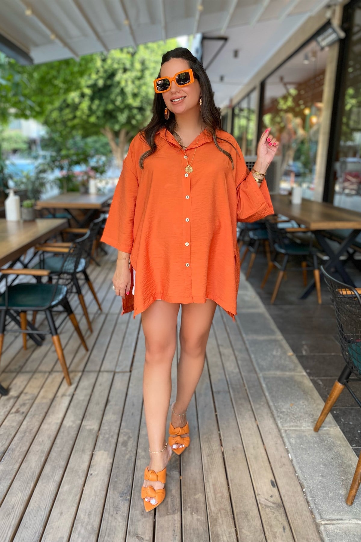 Yanı Yırtmaçlı Turuncu Oversize Gömlek