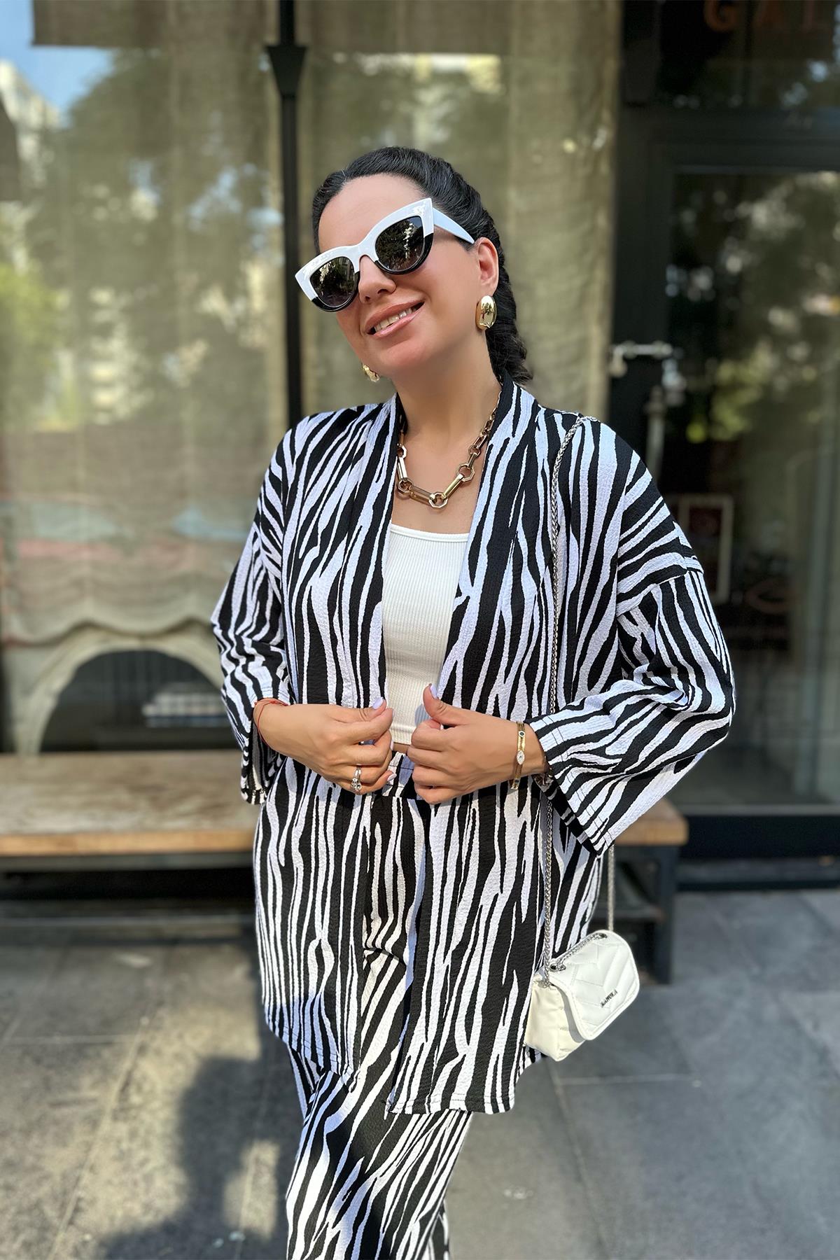 Zebra Desenli Pantolon Takım