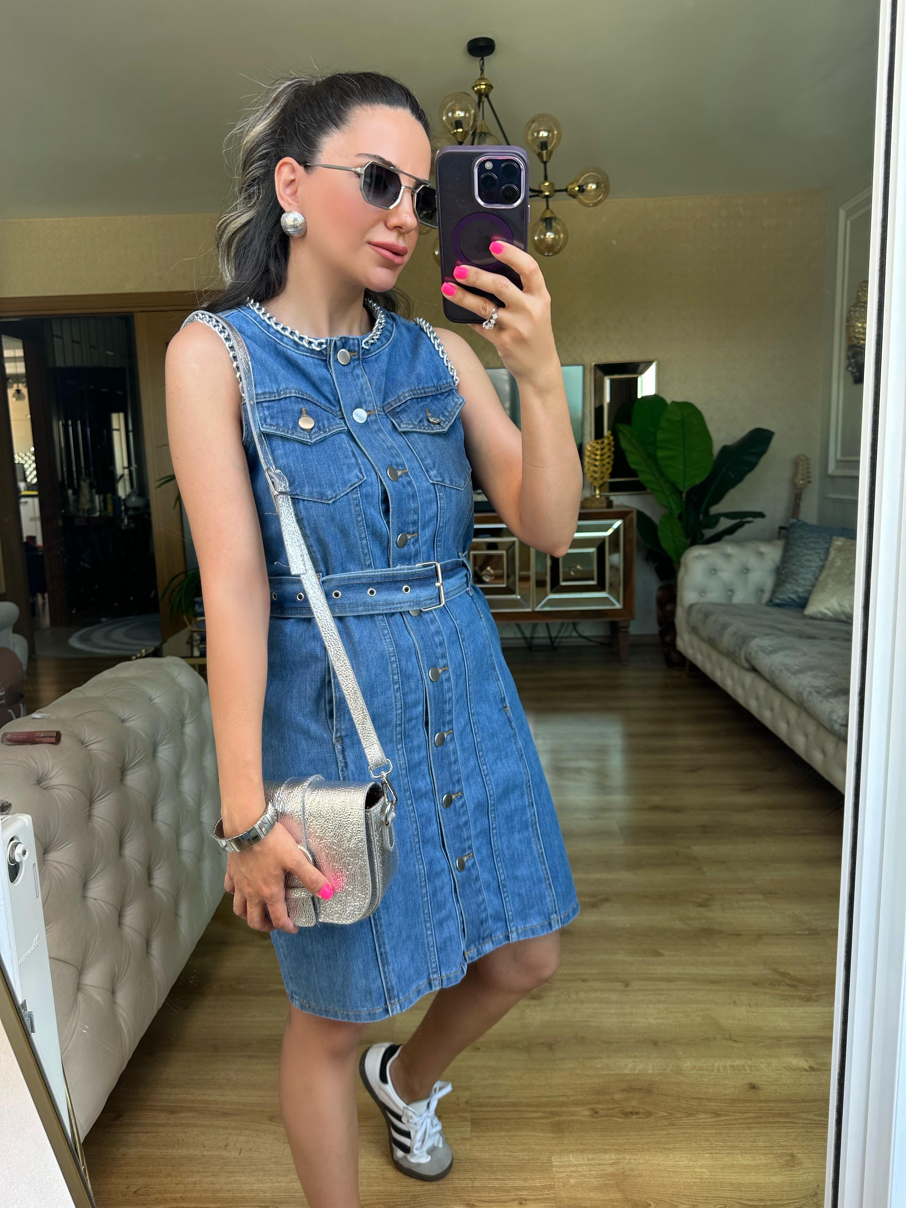 Zincir Detaylı Jean Elbise