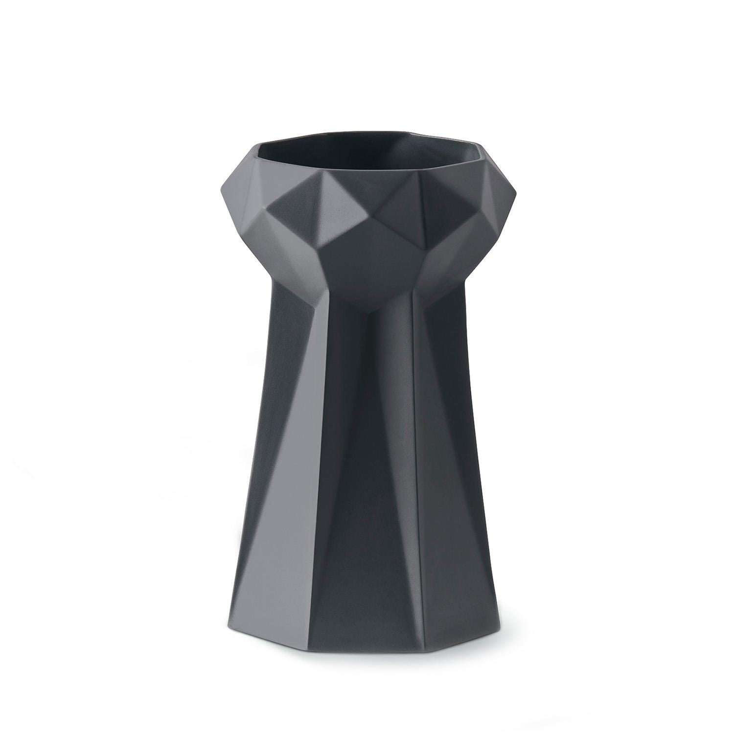 Chess Queen Vase Black