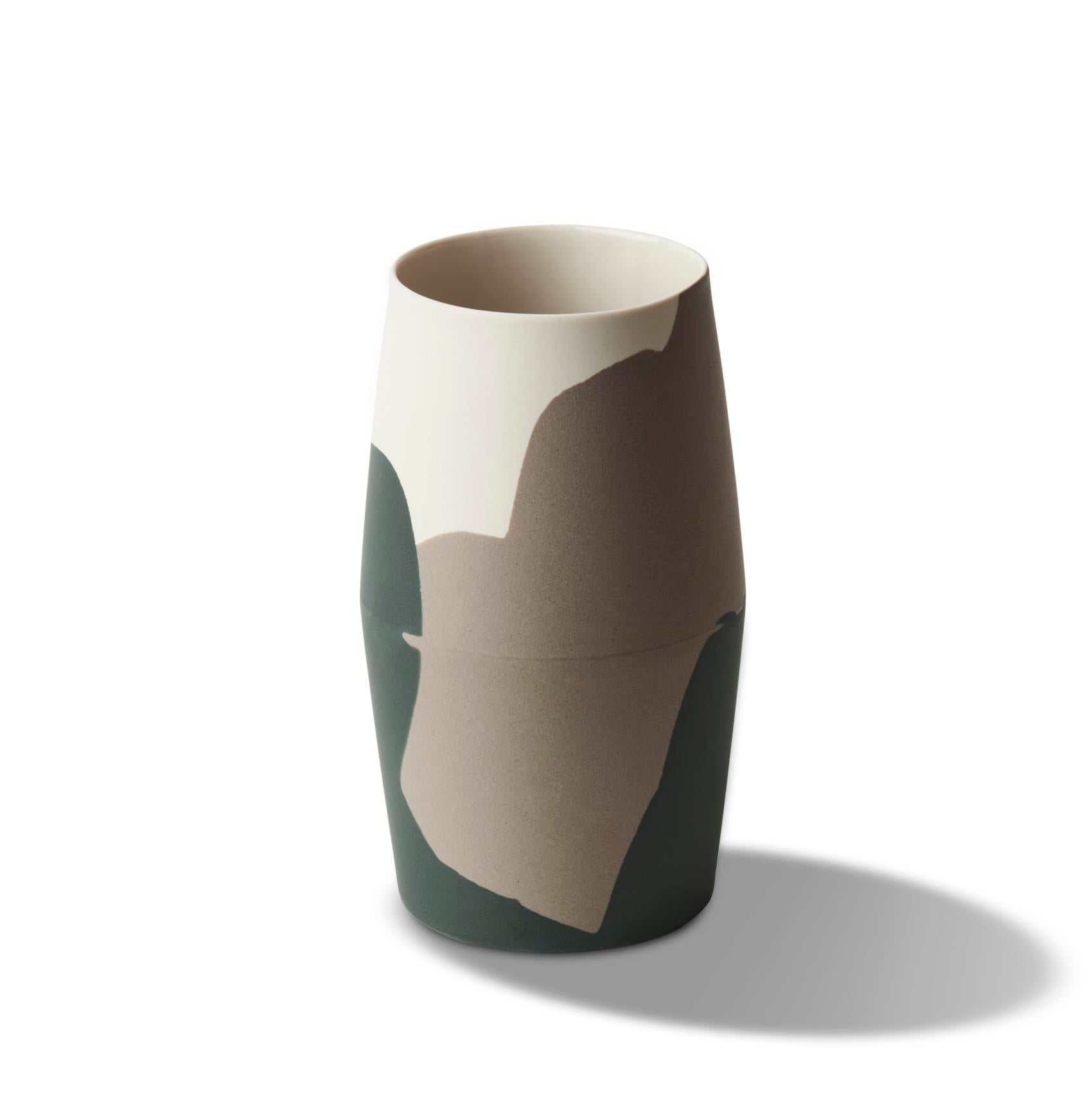 Tube Conic Wide Water Cup Colour Wave BLACK&ROCK&IVORY
