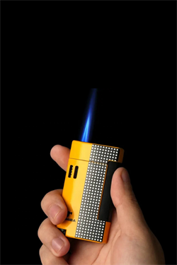 Cohiba Limitli Seri Kesici Çakmak İkili Sarı Puro Seti