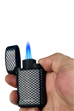 Quantoro Üç Torch Pürmüz Delicili Siyah Karbon Desenli Metal Puro Çakmağı