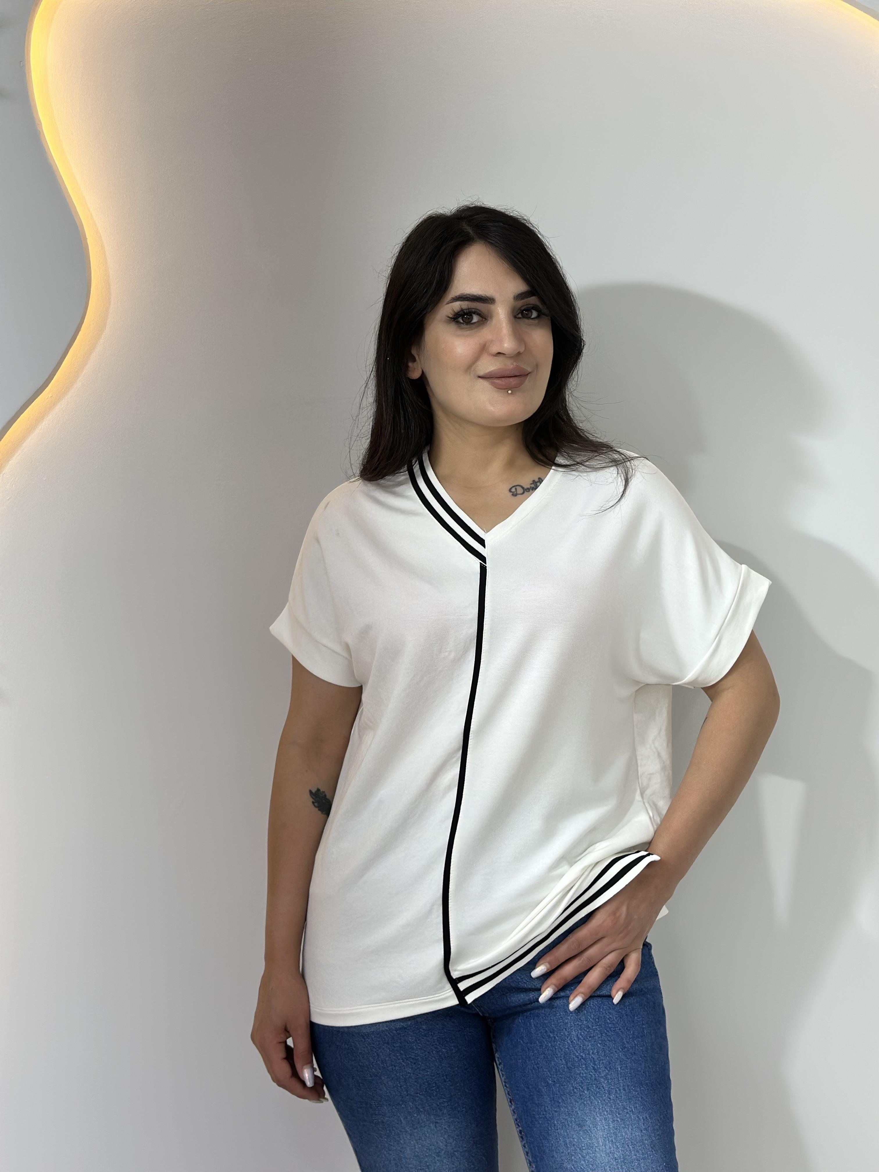 Beyaz  V Yaka Modal Ribana Kısa Kol Tshirt  A006
