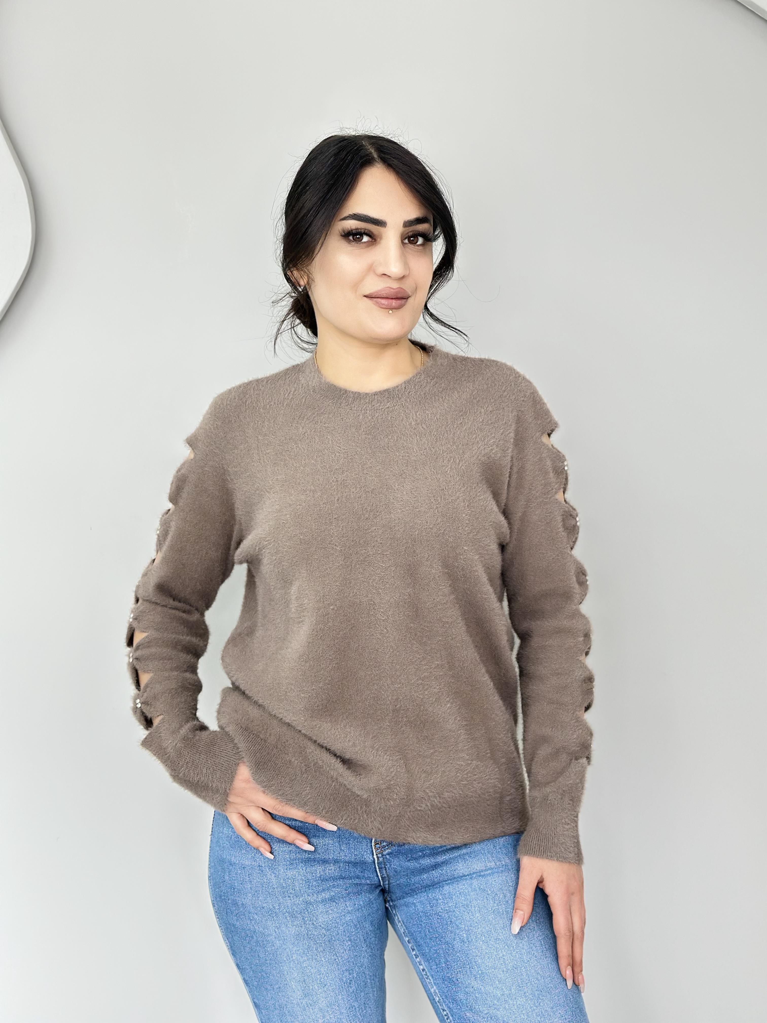 Elio Vizon Bisiklet Yaka Yan Kol Taş Zımba Detaylı Angora Triko Kazak C5204