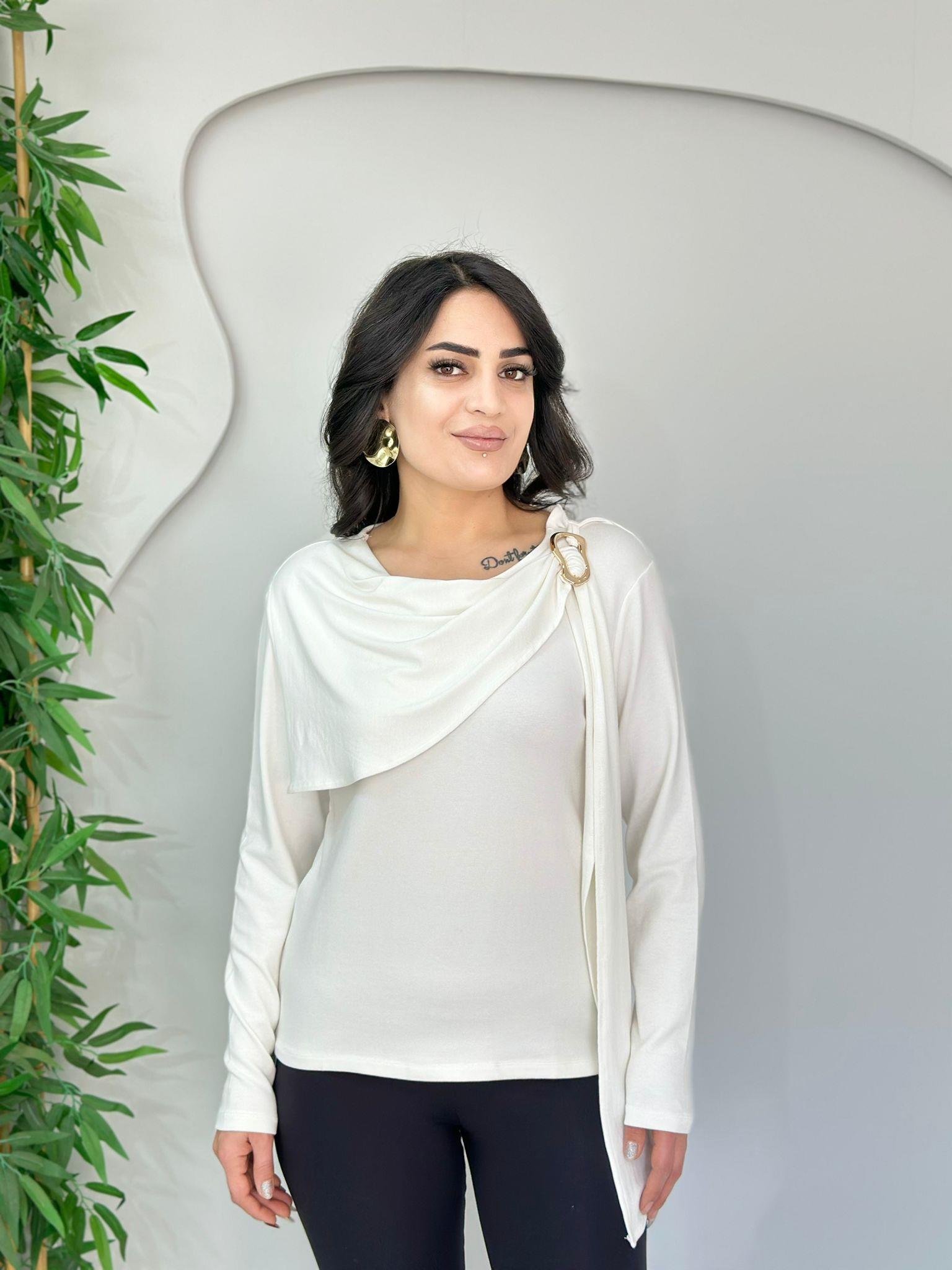 Elva Beyaz Gold Aksesuar Detaylı Şal Yaka Bluz A6363