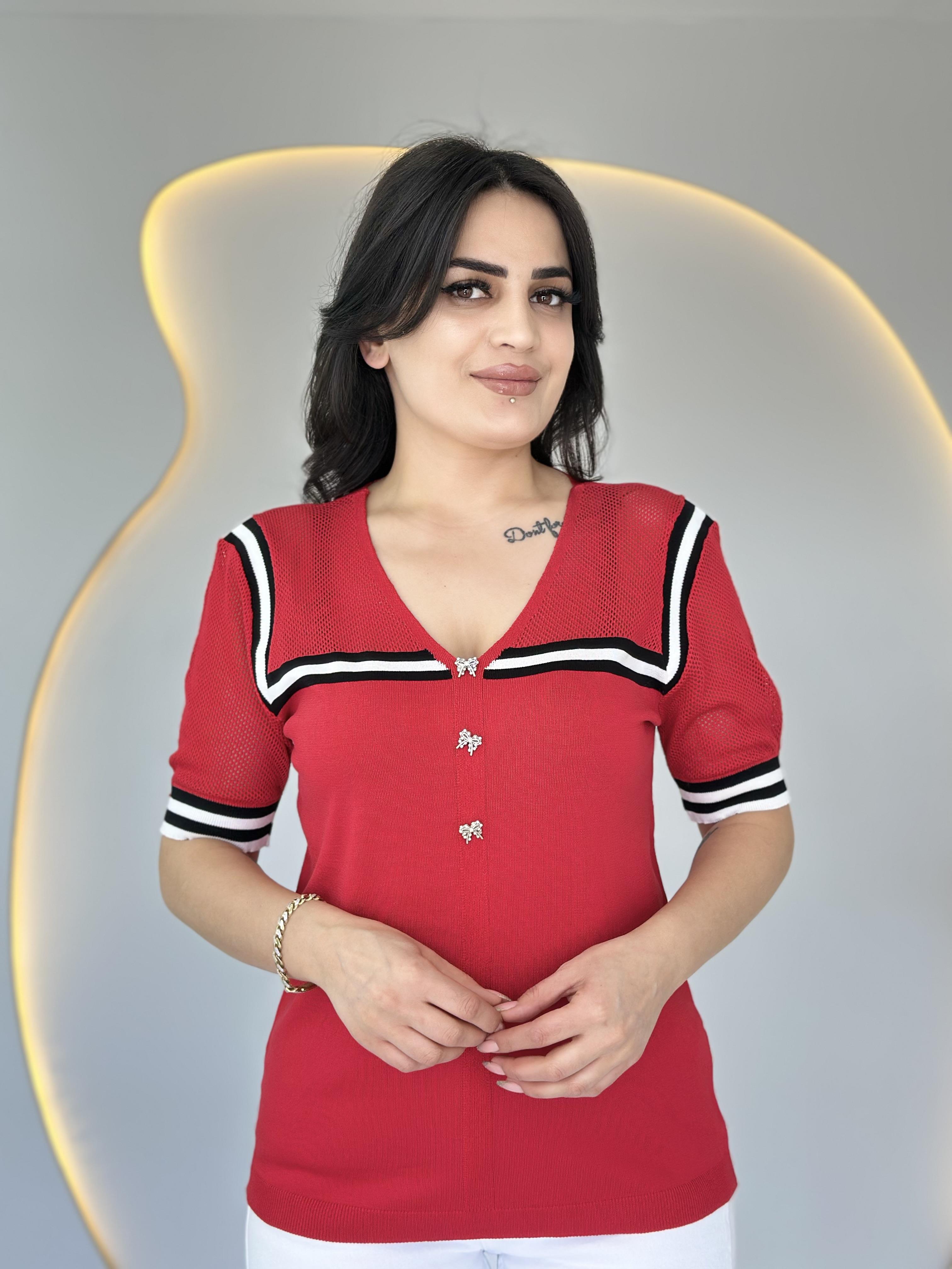 File Kırmızı V Yaka Denizci Model Çelik Merserize Bluz D020