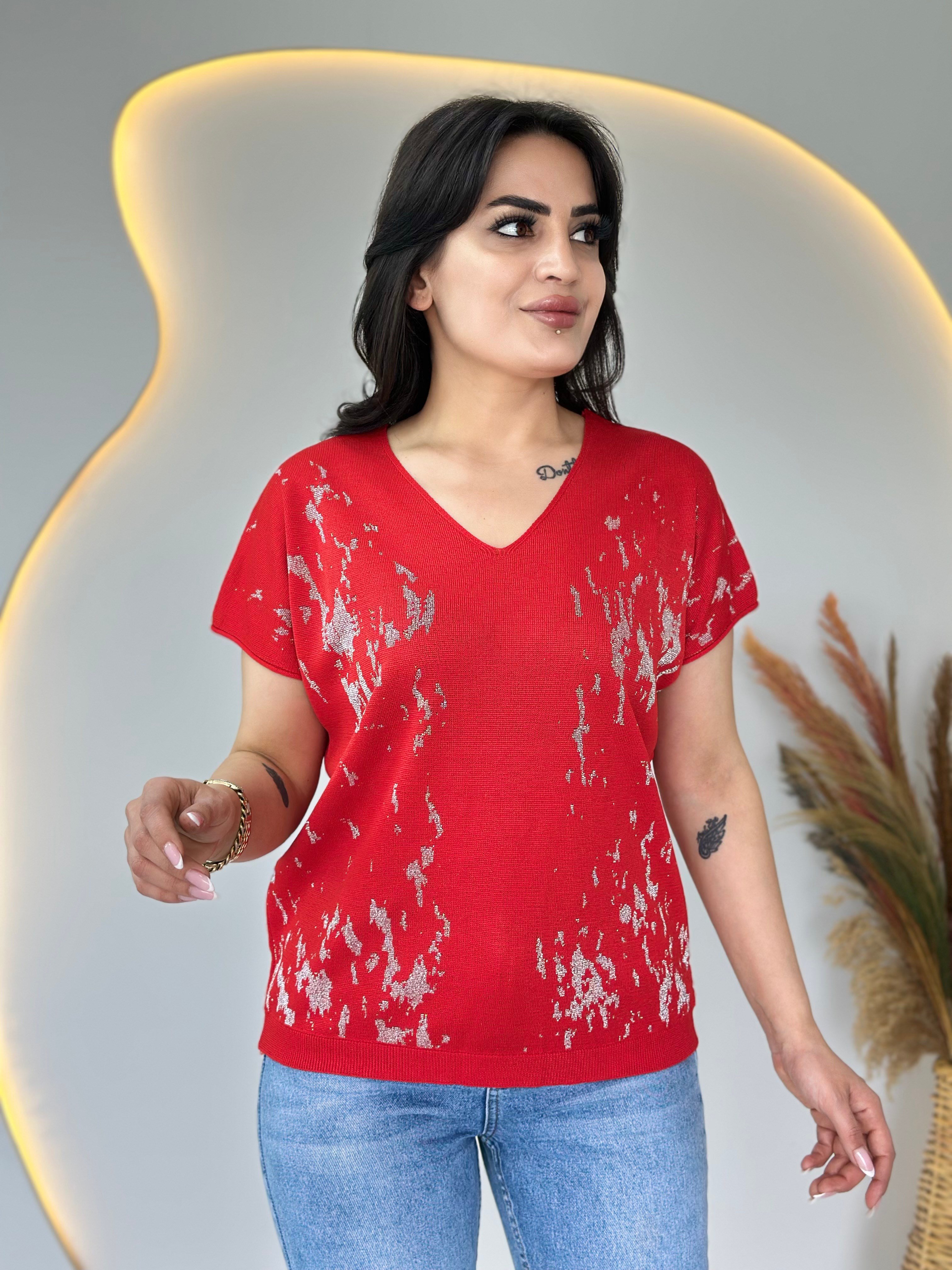 İnbo Kırmızı V Yaka Batik Desenli Merserize Bluz D109