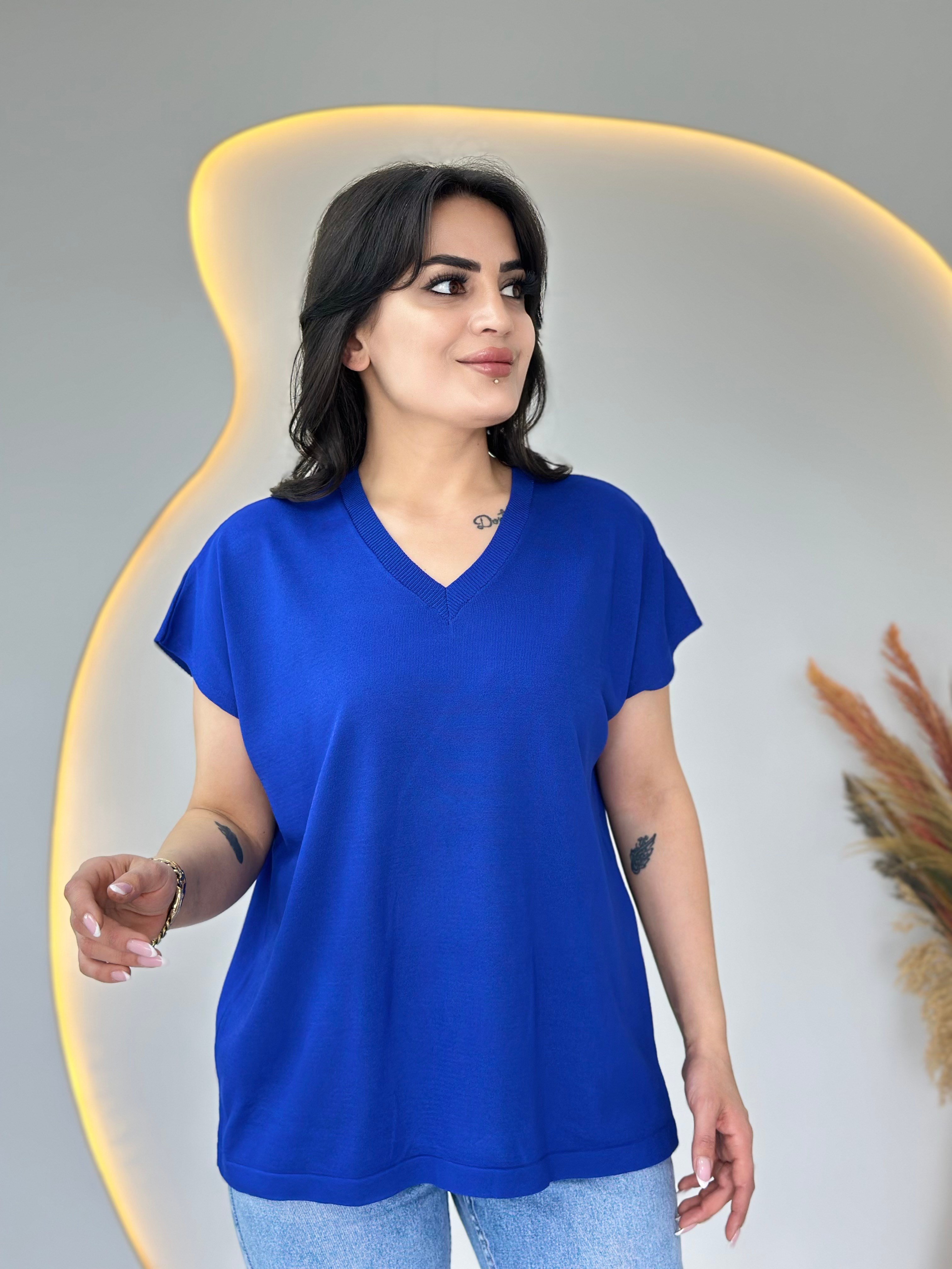 İza Saks Mavi V yaka Düşük Omuzlu Kısa Kollu Merserize Bluz D108