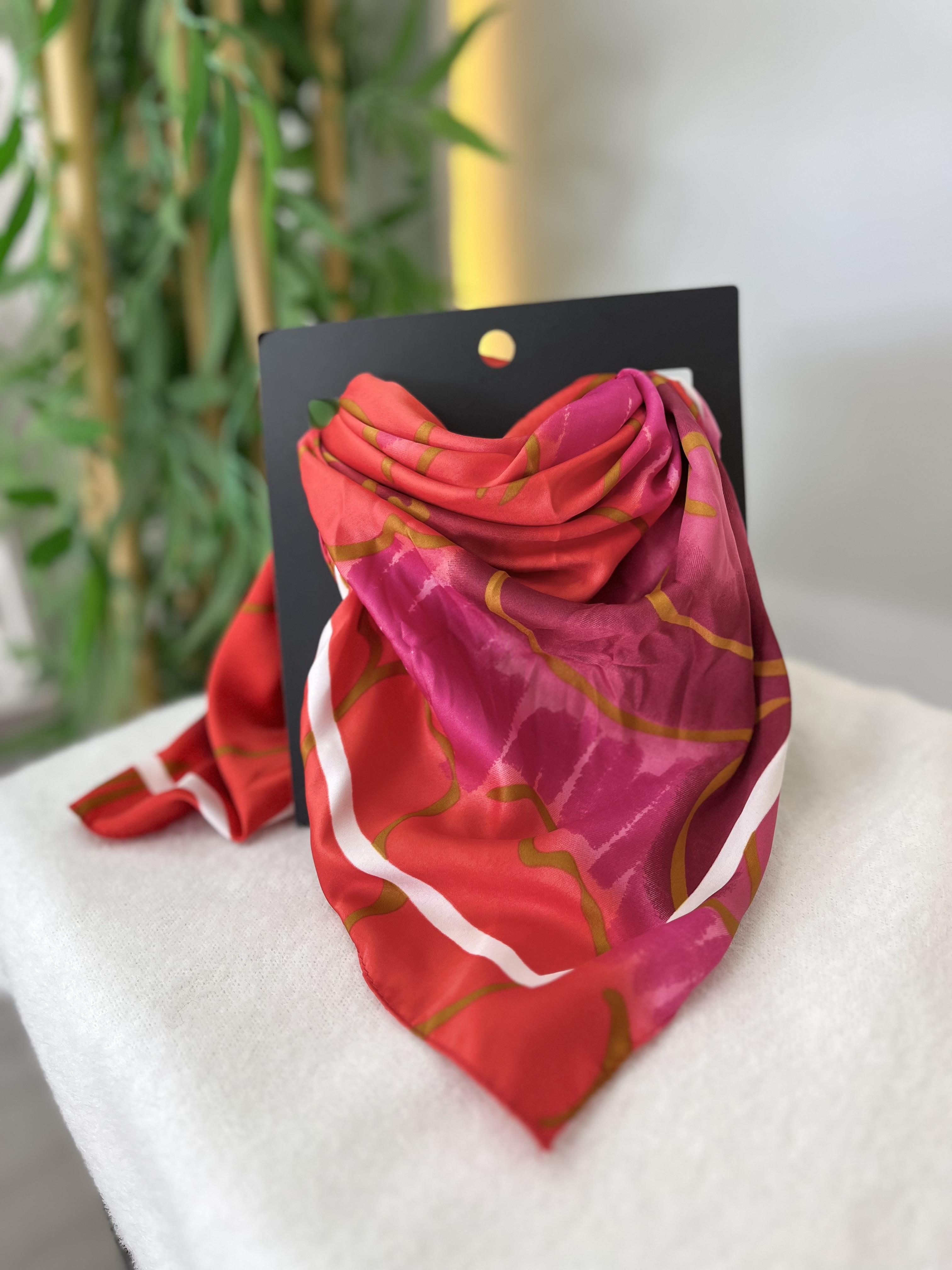 Kırmızı Desenli İpek Şal A7474