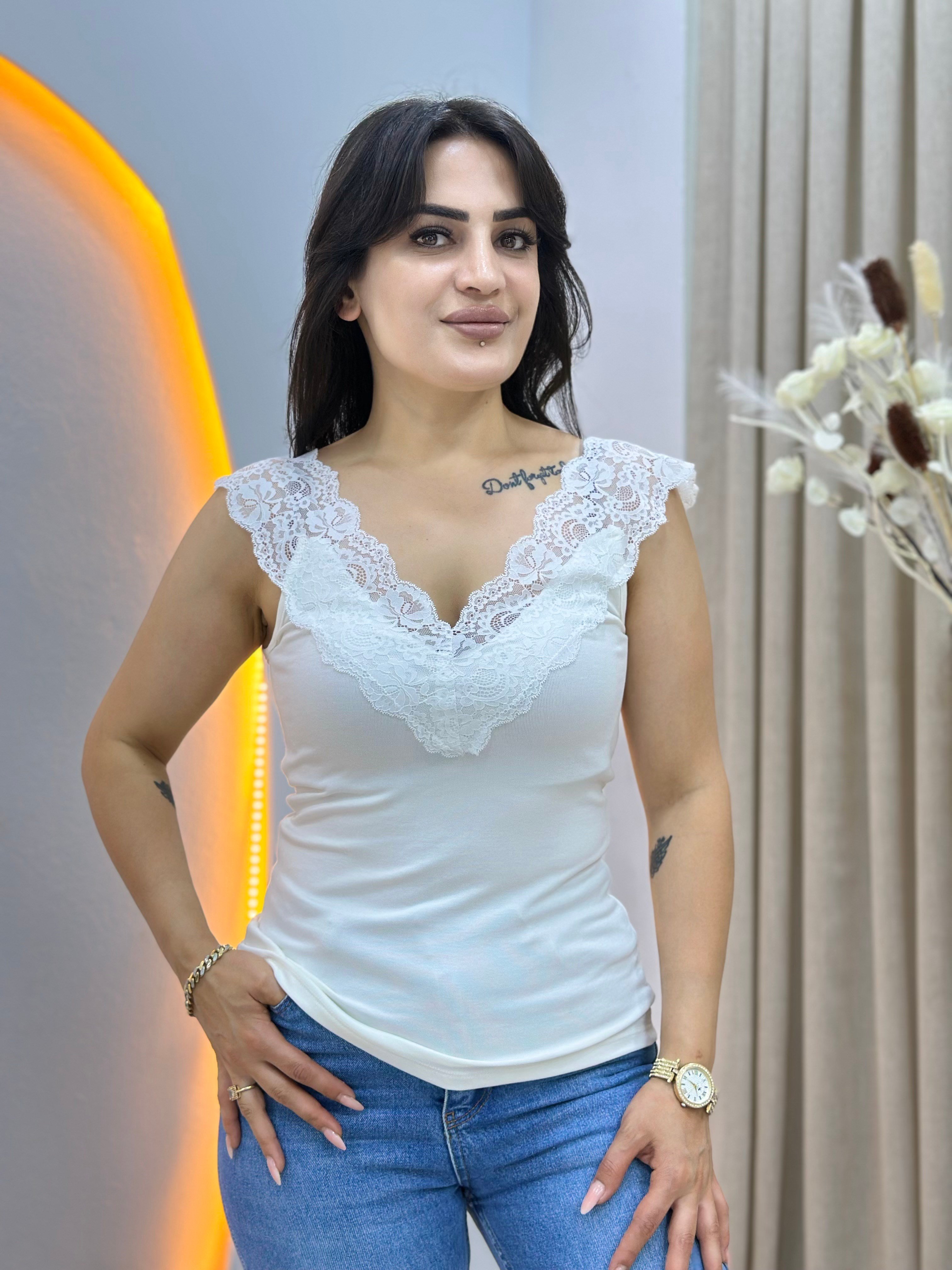 Libo Ekru V Yaka Güpür Dantelli Atlet D154