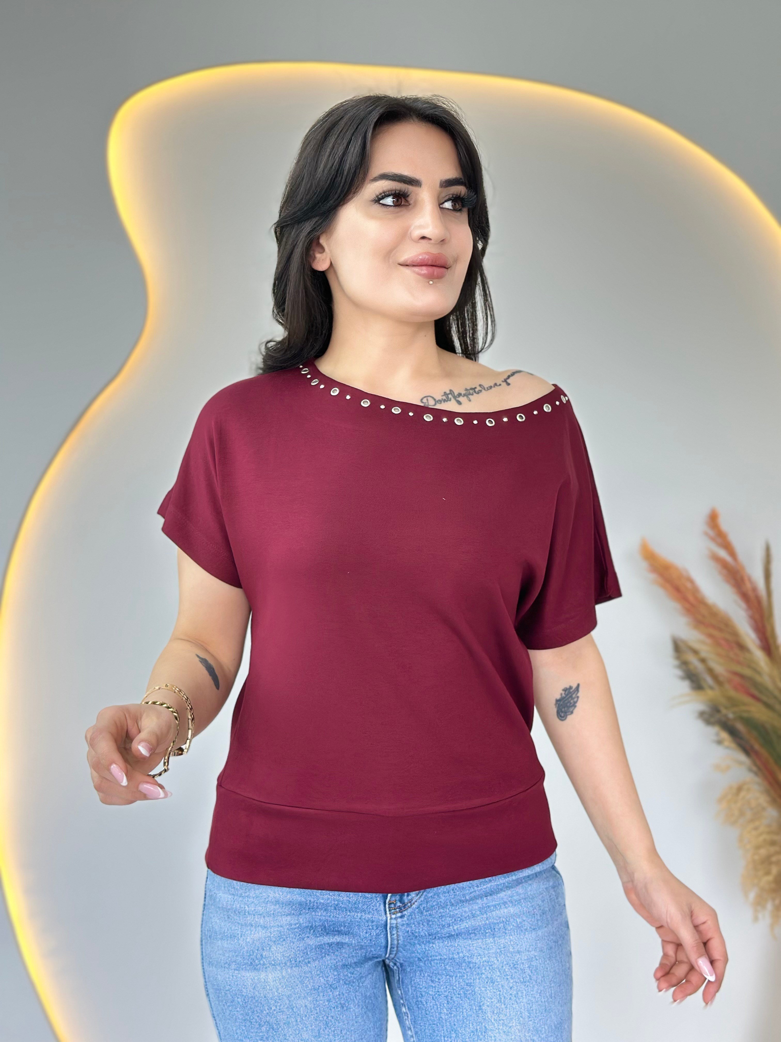 Lunes Bordo Kayık Yaka Kuş Gözü Detaylı Kısa Kol Bluz D115