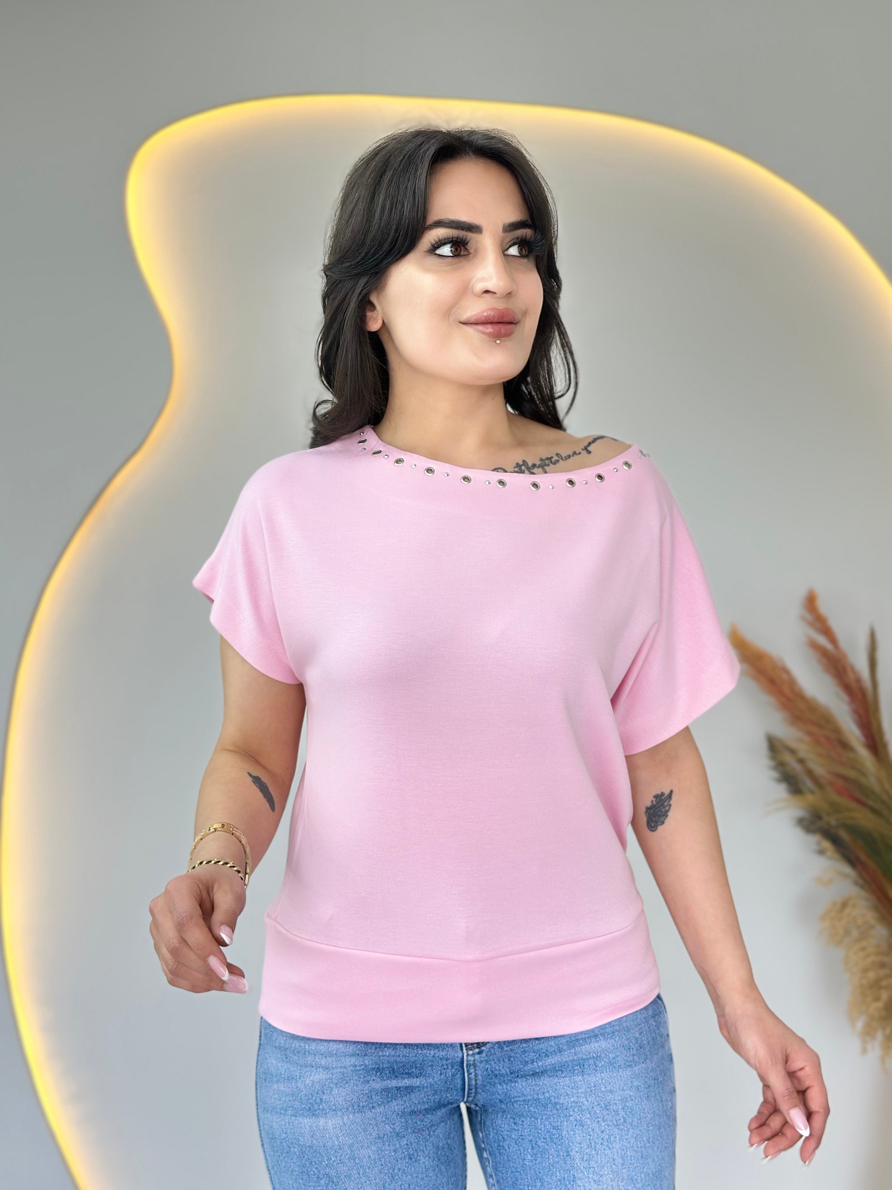 Lunes Pembe Kayık Yaka Kuş Gözü Detaylı Kısa Kol Bluz D115