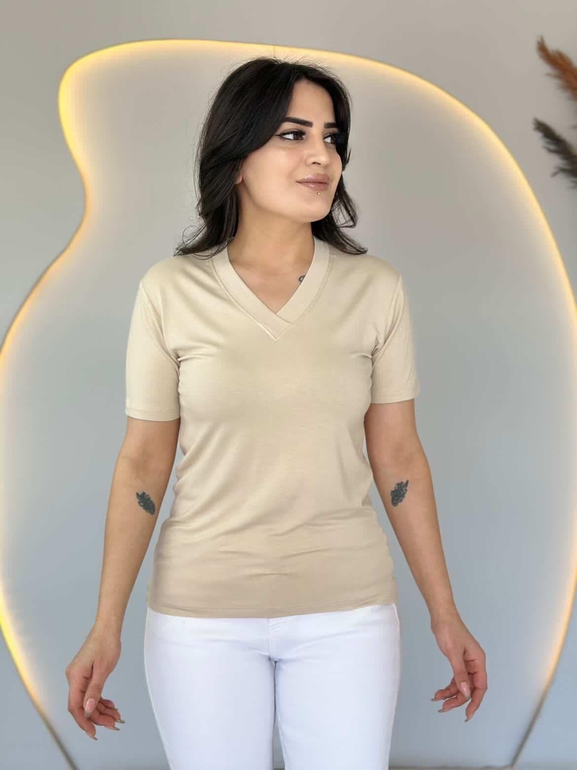 May Bej V Yaka Basic Tshirt D031