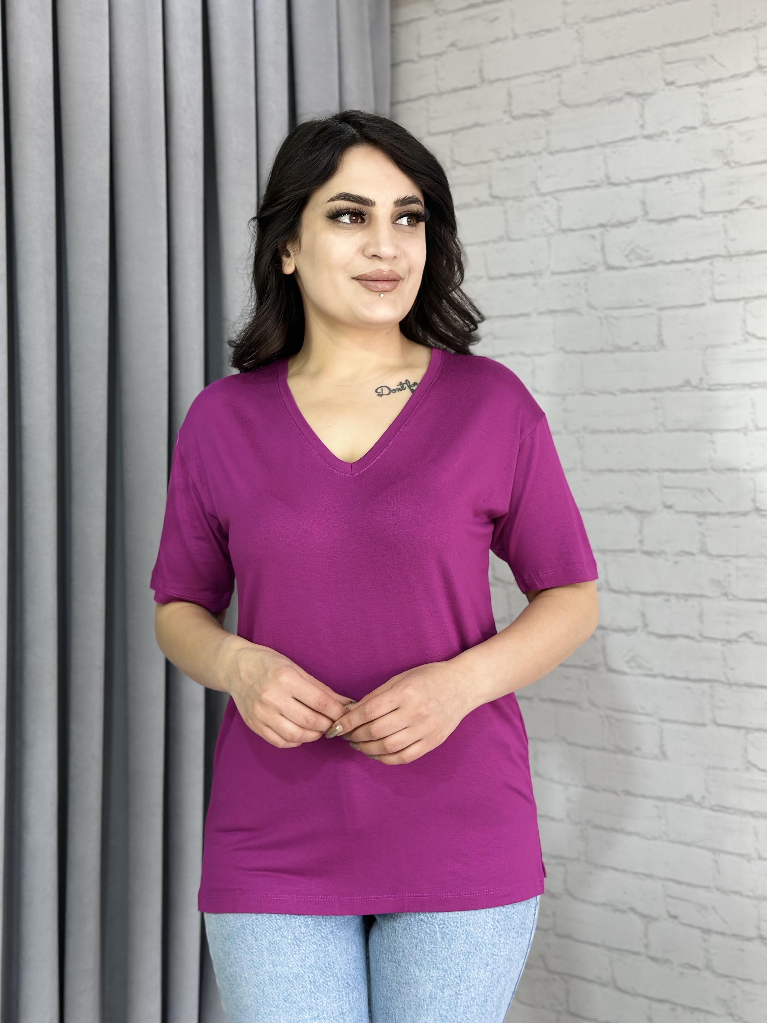 Mor V Yaka Kısa Kol Yandan Yırtmaçlı Viskon Tshirt A065