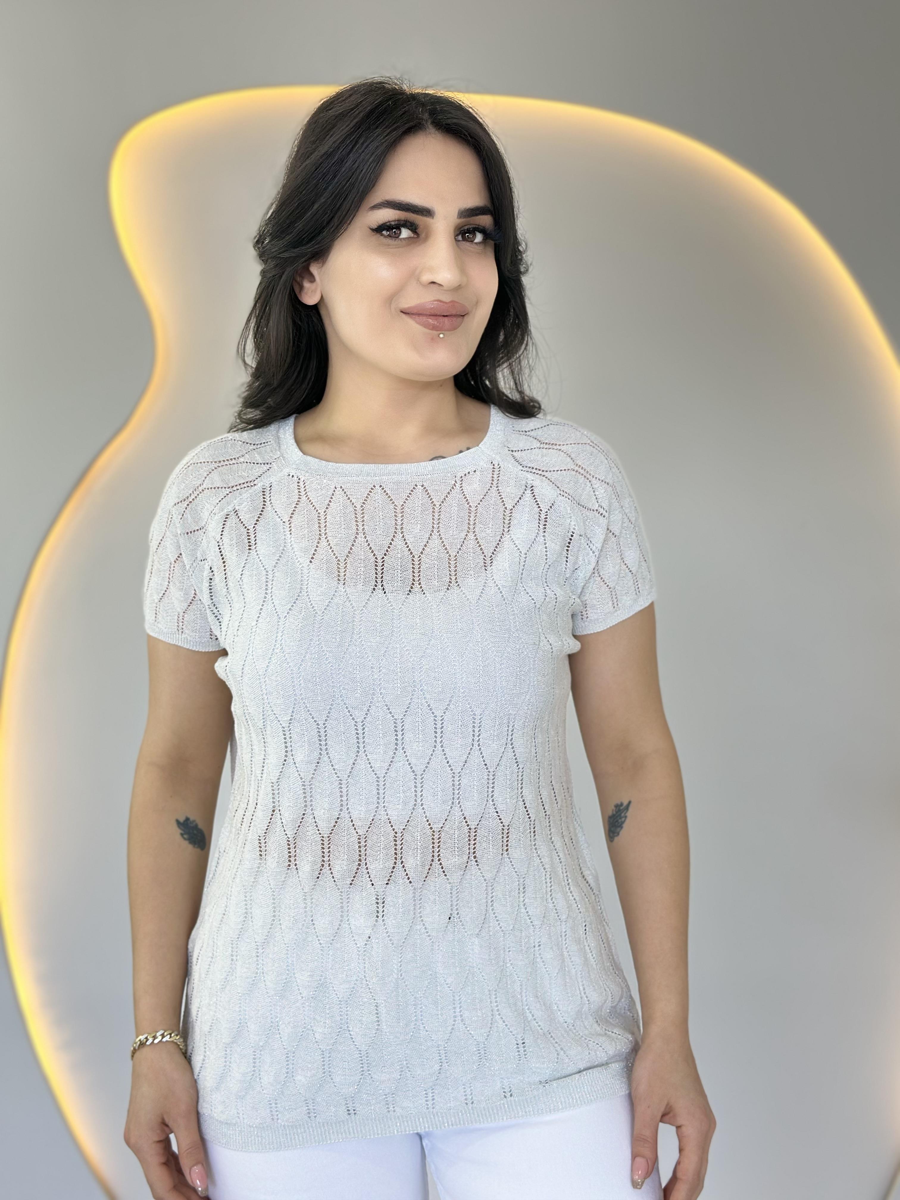 Olex Beyaz Bisiklet Yaka Ajurlu Kısa Kollu Merserize Bluz D019