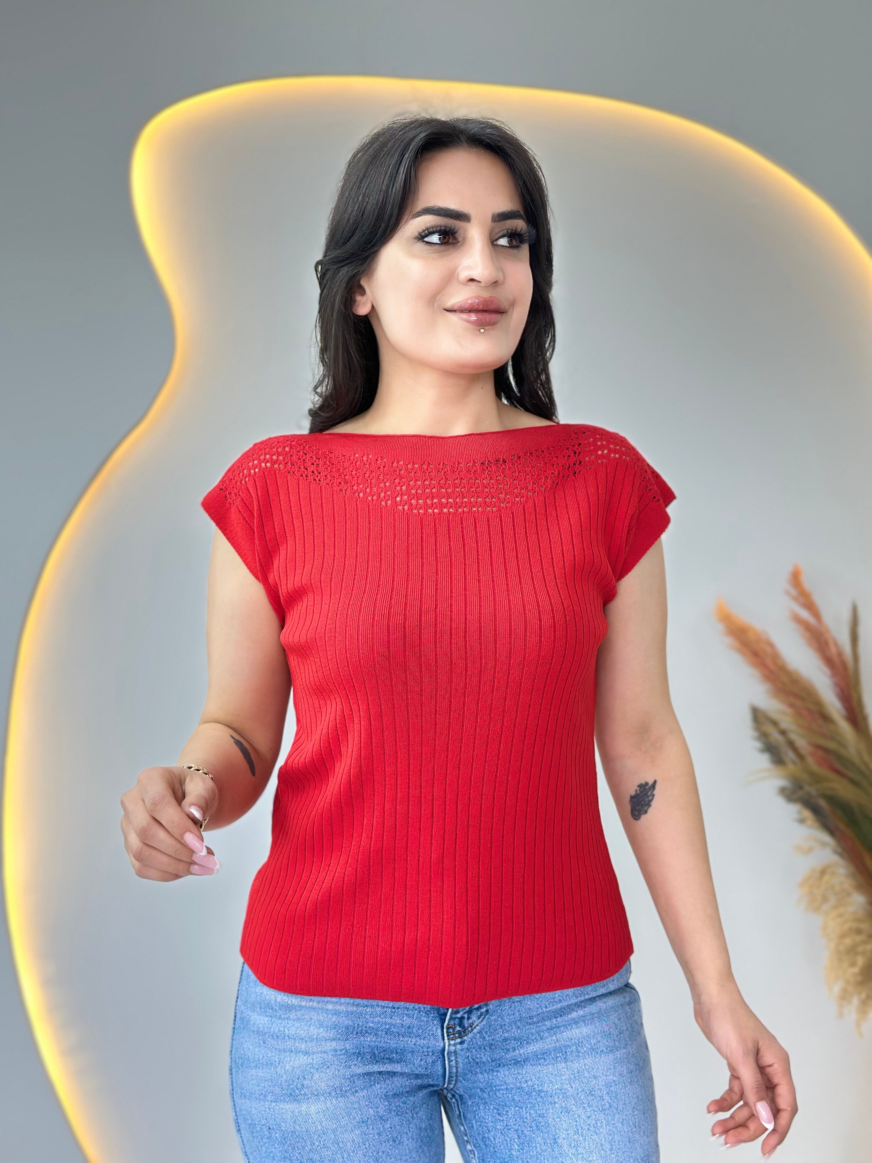 Pote Kırmızı Yaka Ajurlu Mevsimlik Triko Bluz D111