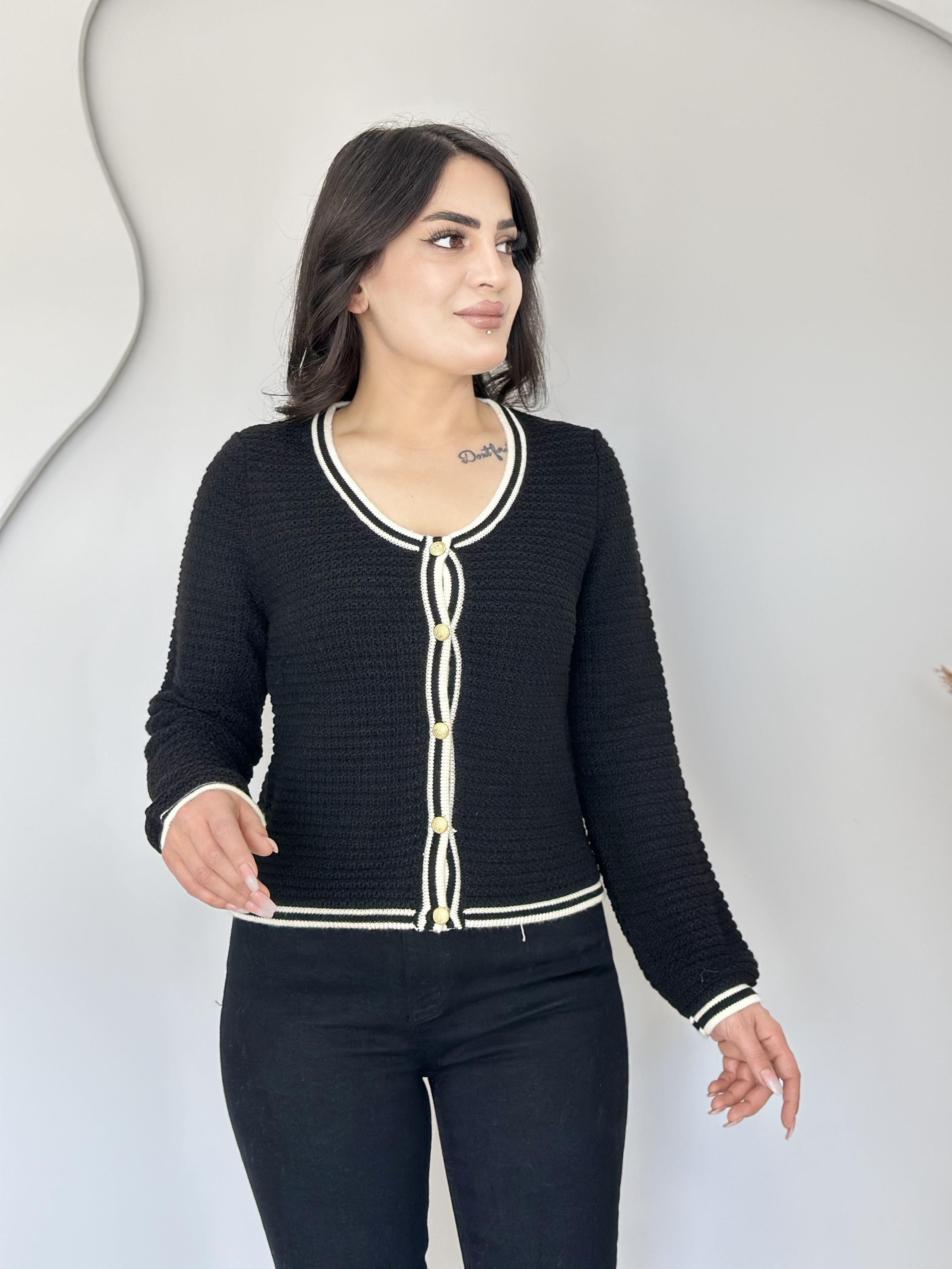 Rebel Siyah Şerit Detaylı Gold Düğmeli Triko Hırka C7474