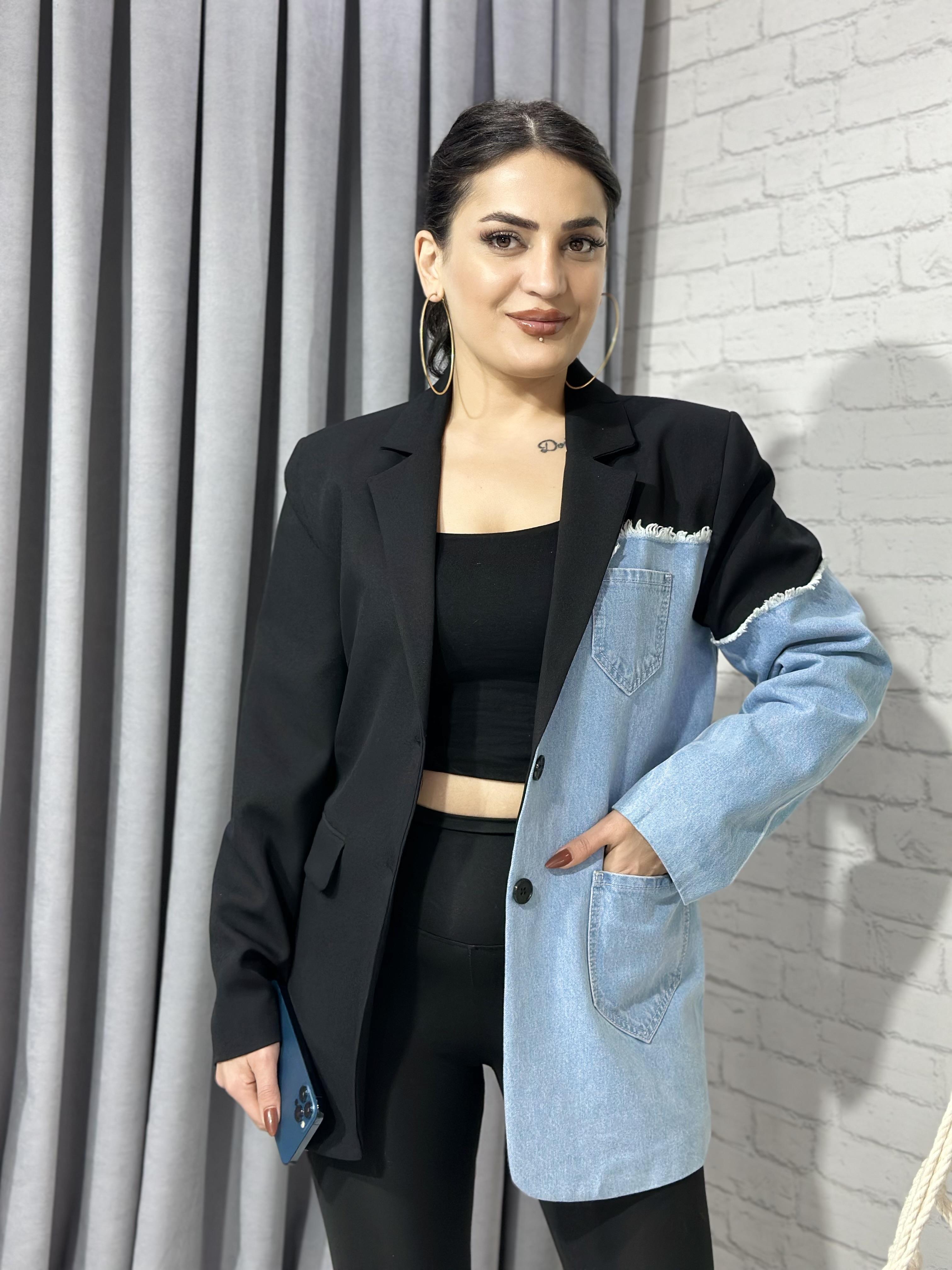 Siyah Jean Detaylı Astarlı Cepli Ceket