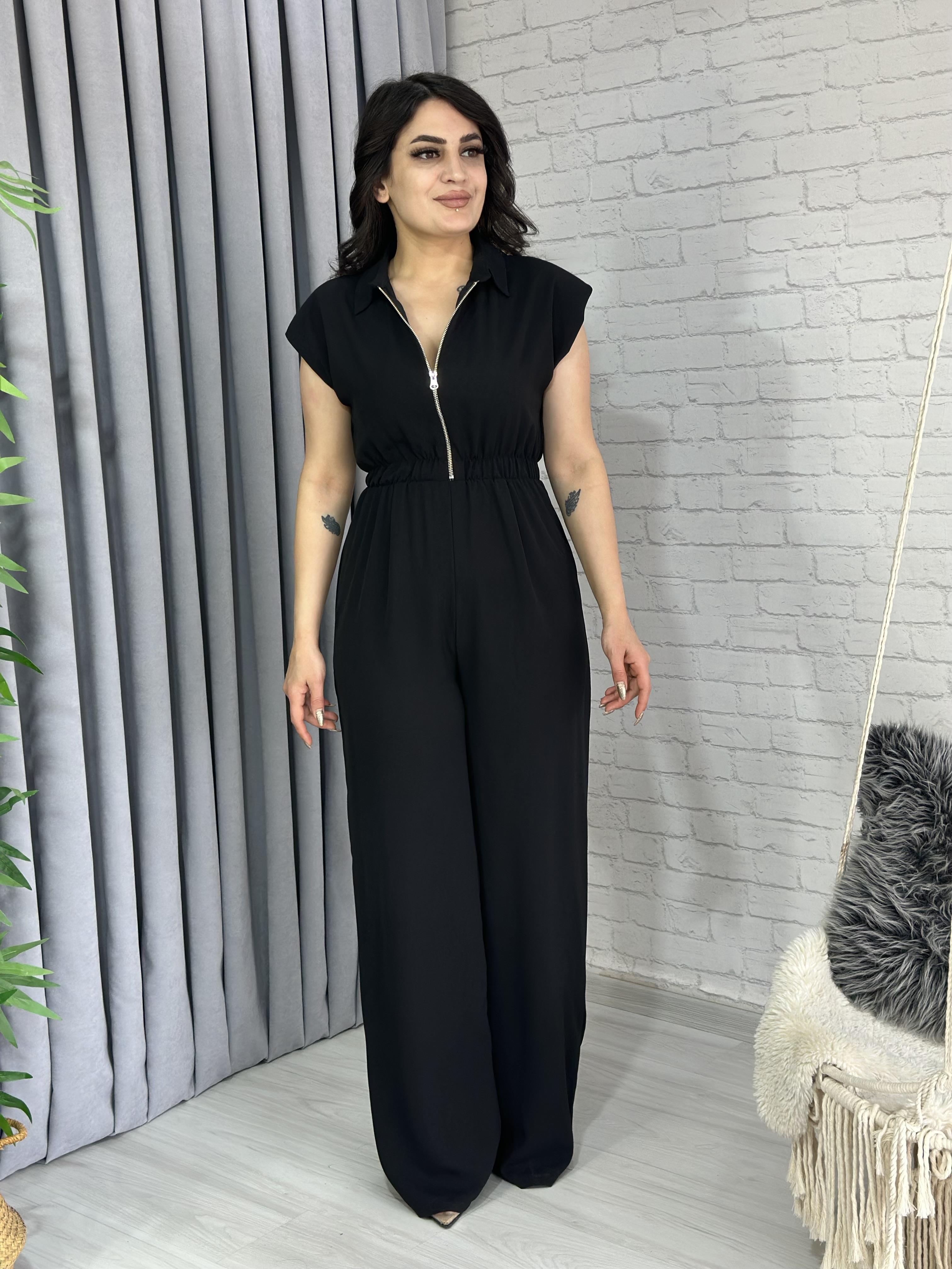 Siyah Önden Yarım Fermuarlı Tulum A817