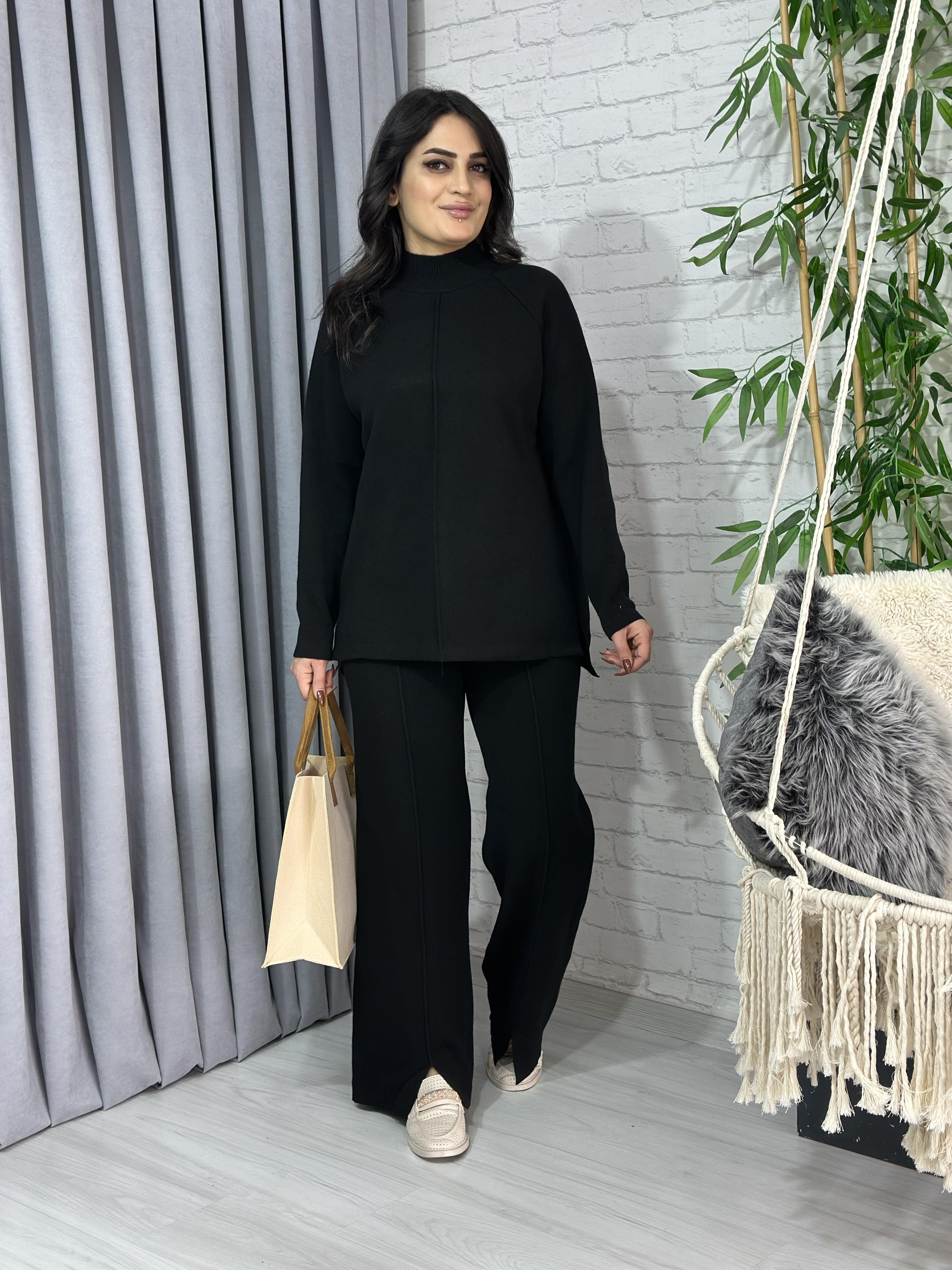 Siyah  Paça Yırtmaçlı Triko İkili Takım  A637